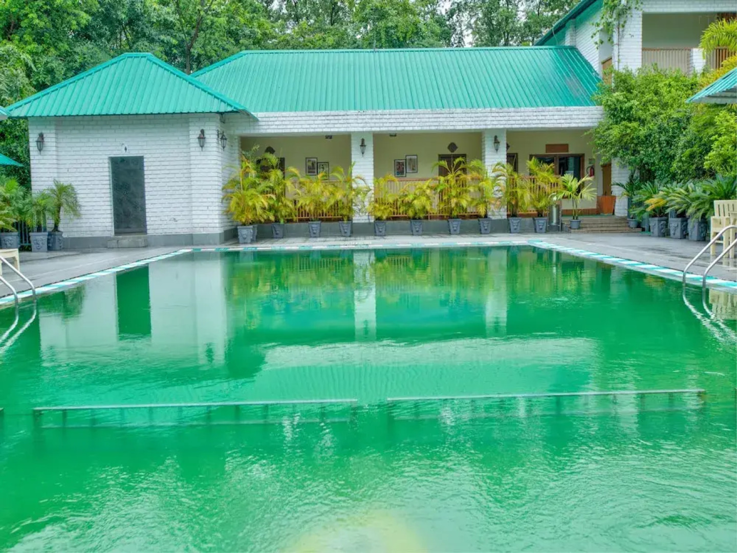 Palette - Resort Borgos