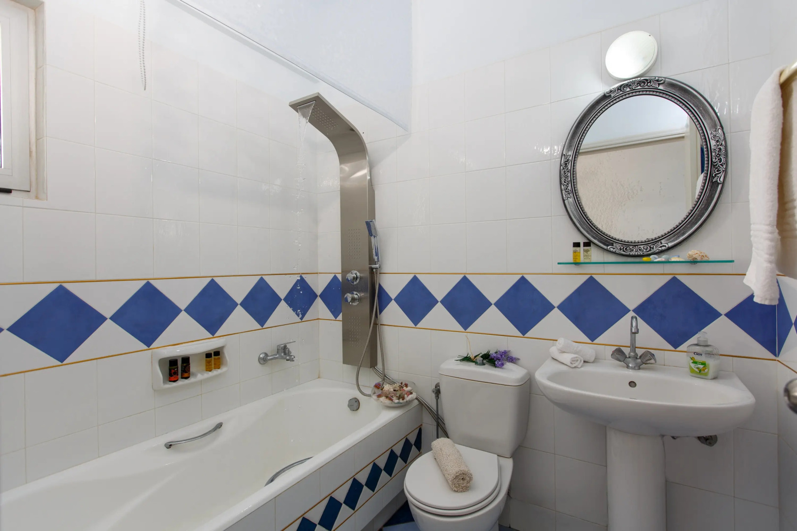 Romantica Beach Villas