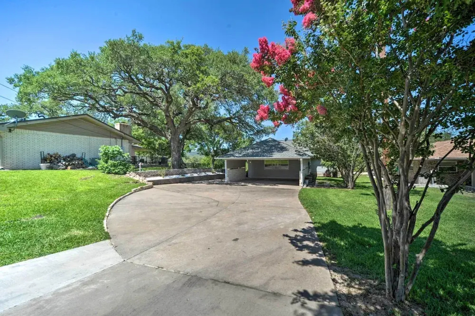 Waterfront Kingsland Home With Pool + River Access