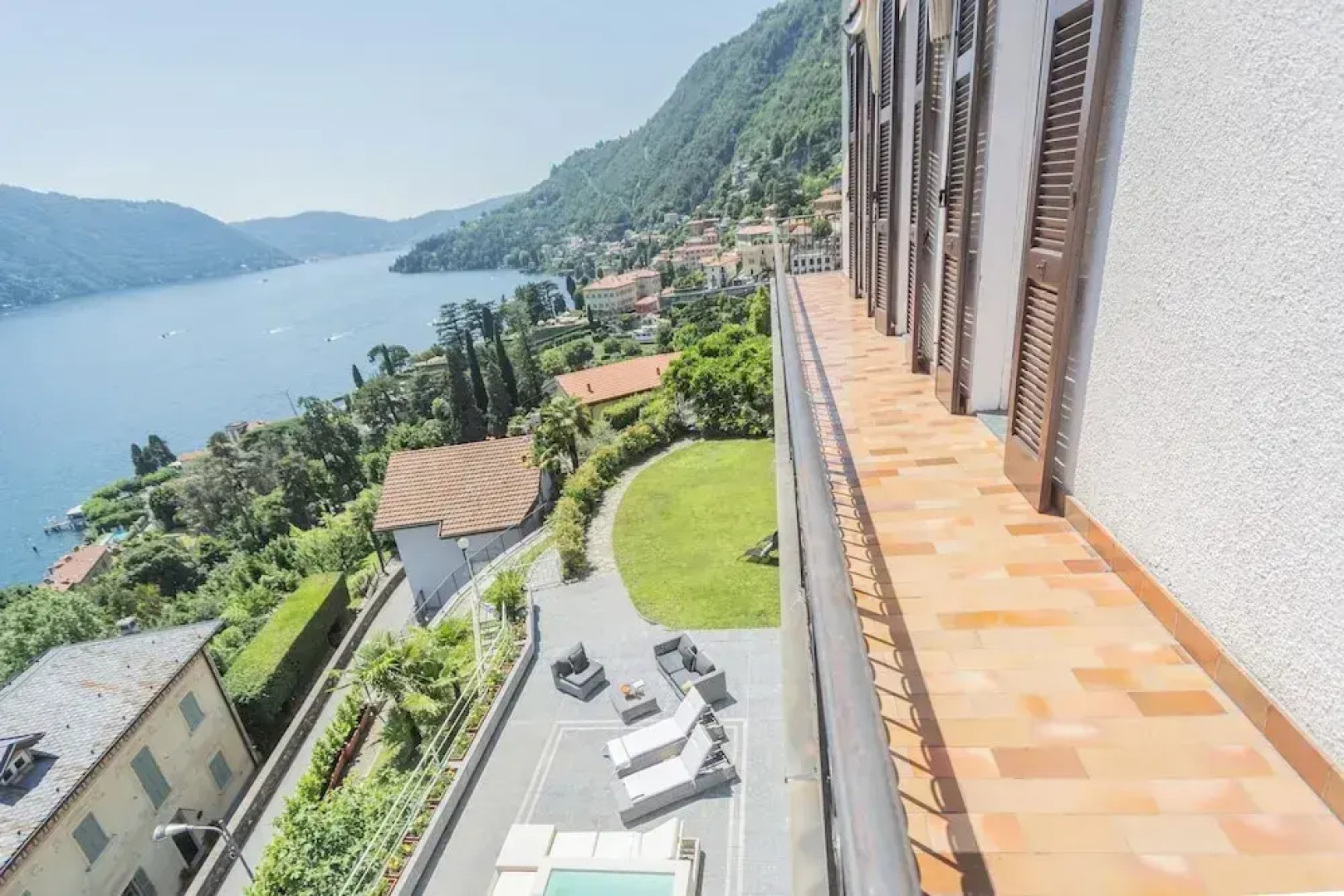 Villa Chiara Moltrasio With Private Garden by Rent all Como