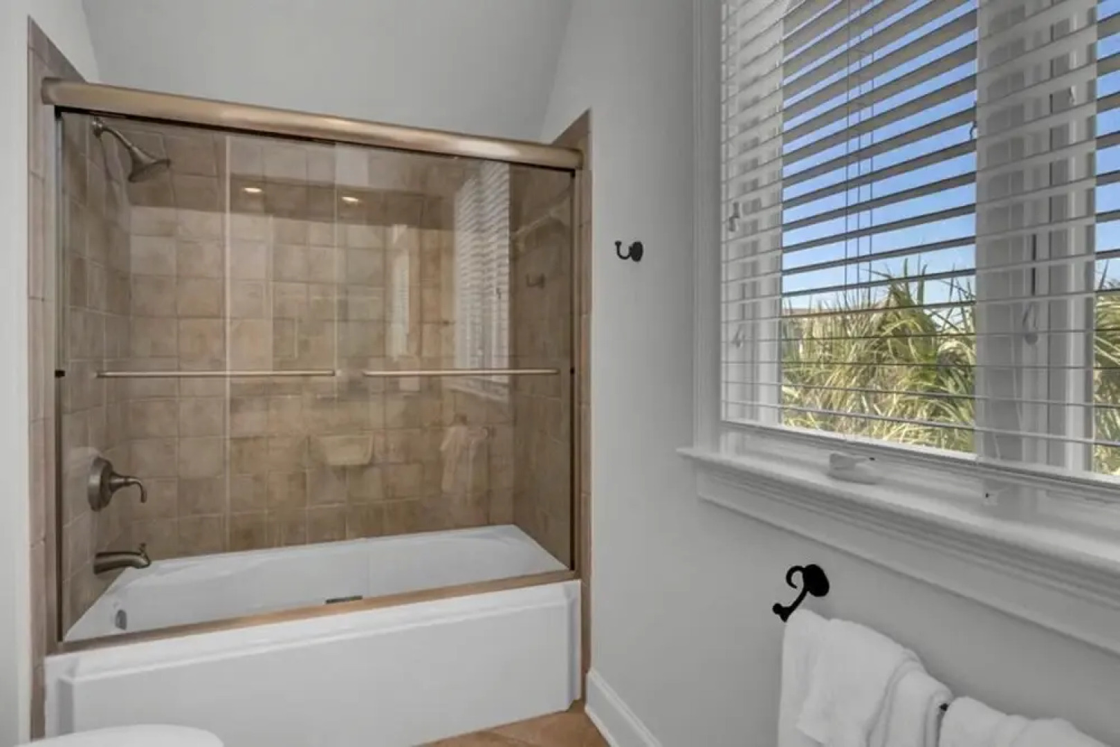 Beachwood East 5 by Wild Dunes With Amenities