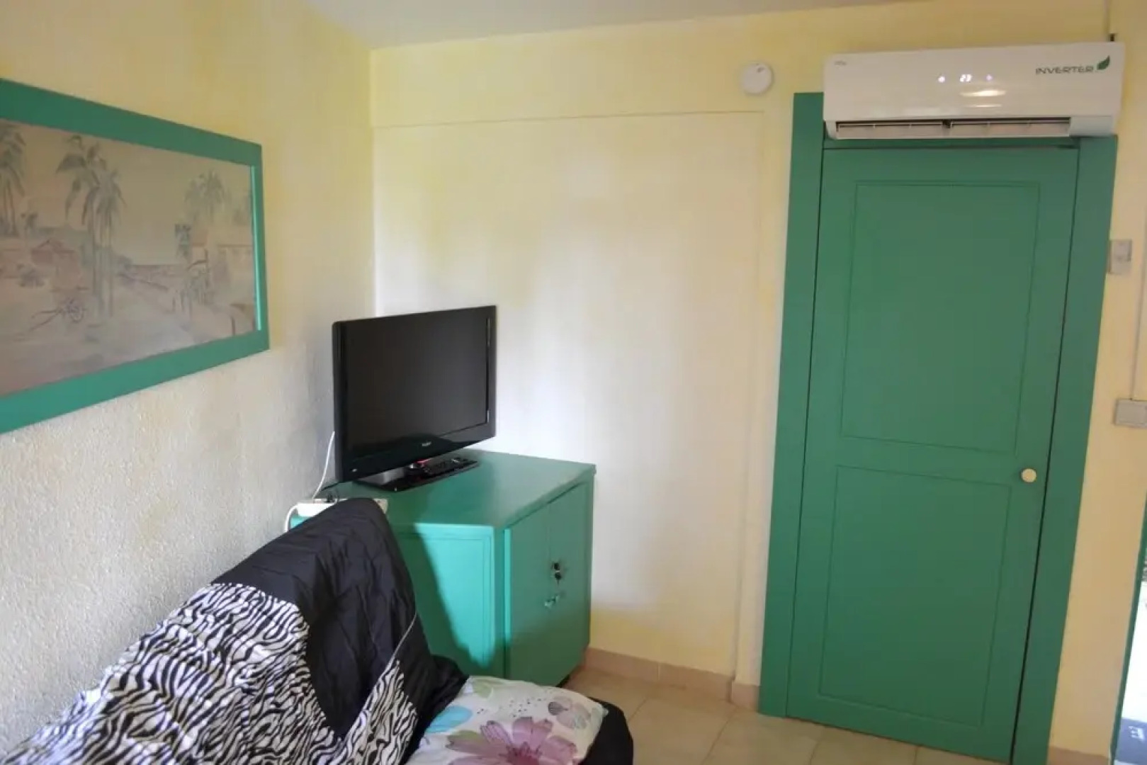 Studio in Sainte Anne, With Wonderful sea View, Furnished Garden and W