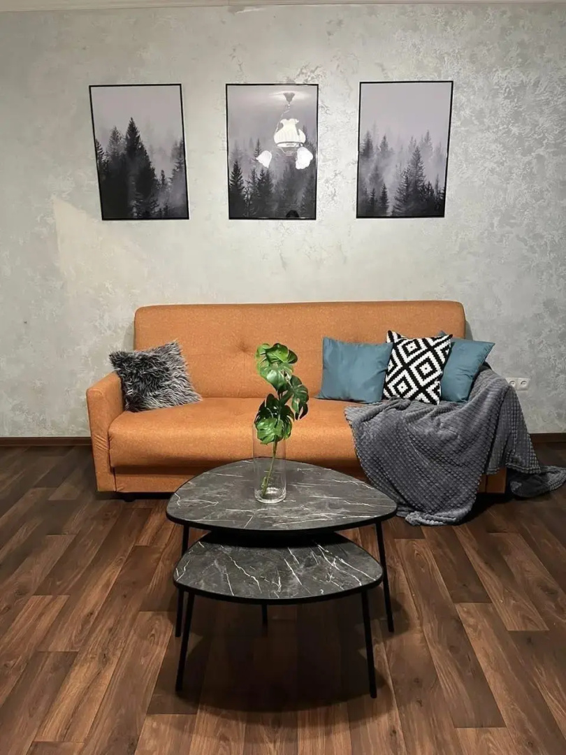 Home Hotel (Хоум Отель) в 10-м микрорайоне 13