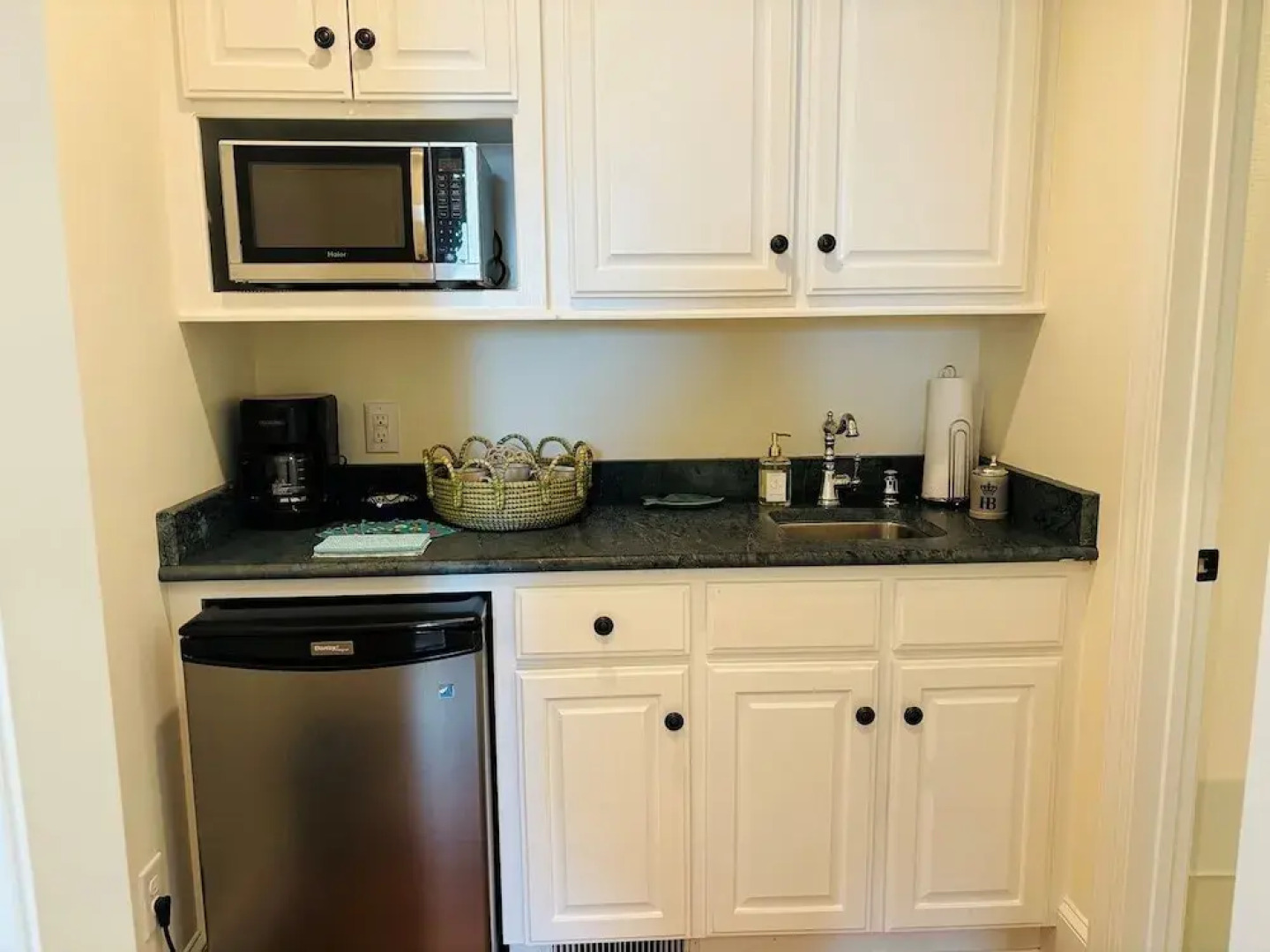 Gray Goose 5 Bedroom Home by RedAwning