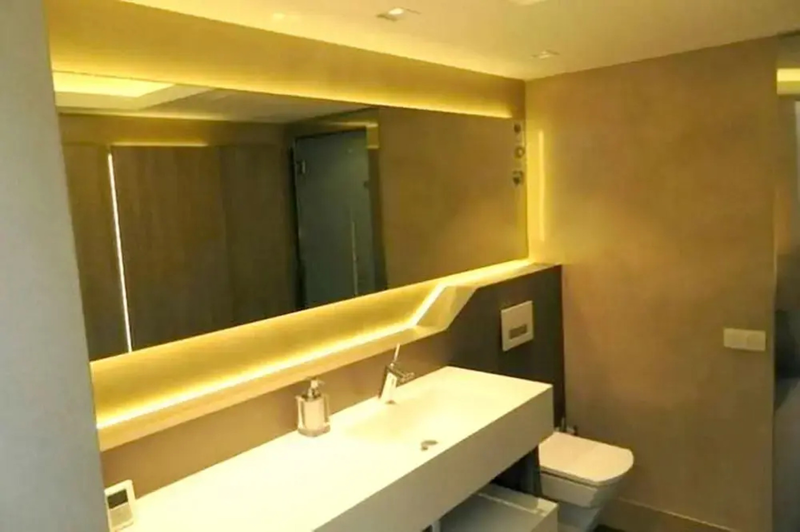 Villa With 4 Bedrooms in Badalona, With Wonderful sea View, Private Pool, Furnished Terrace Near the Beach