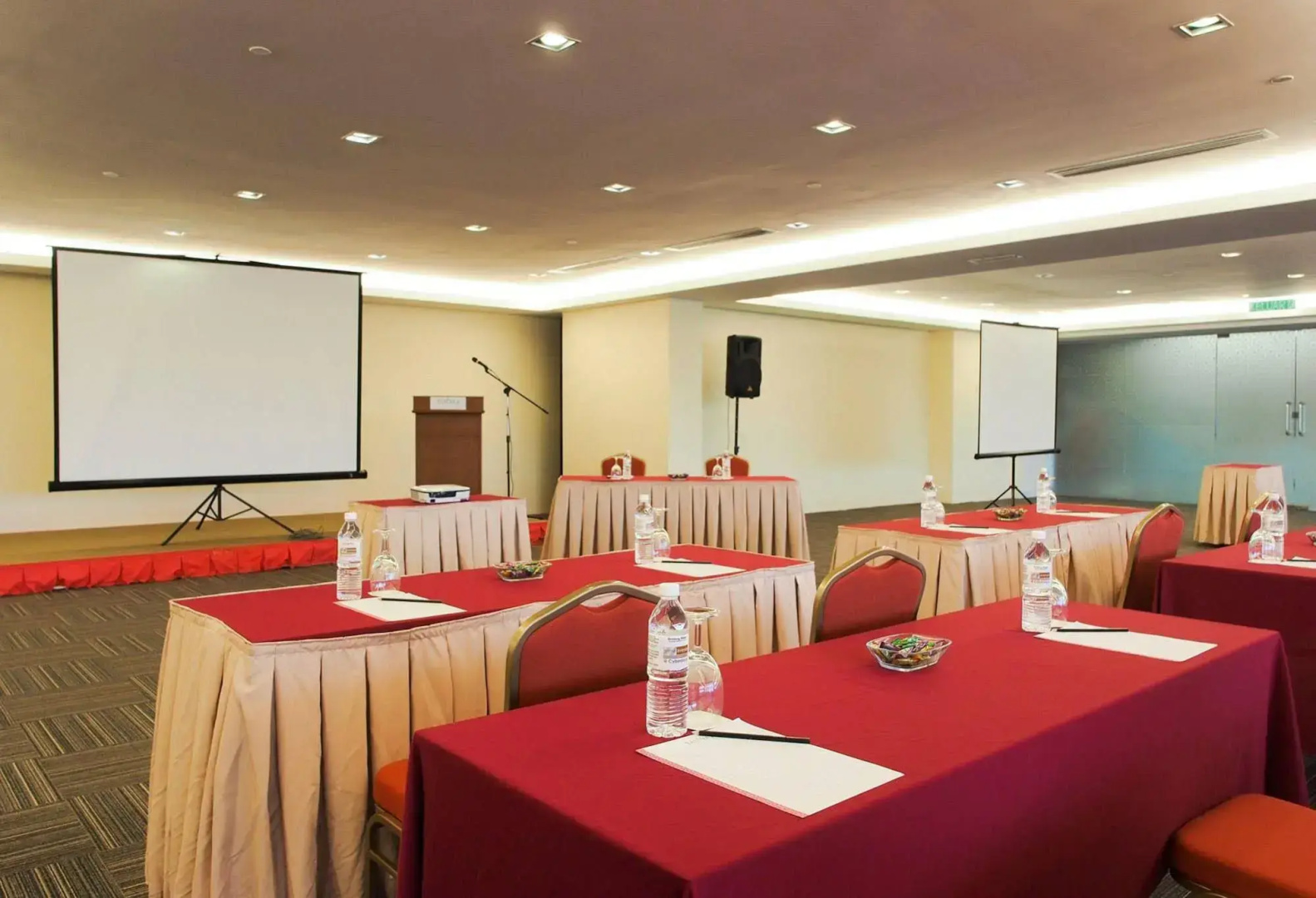 Hotel Primera Suite