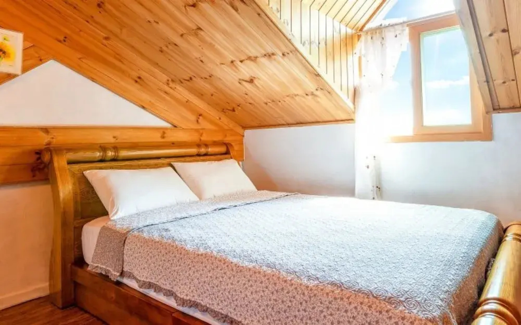 Taean Gold Hue Pension