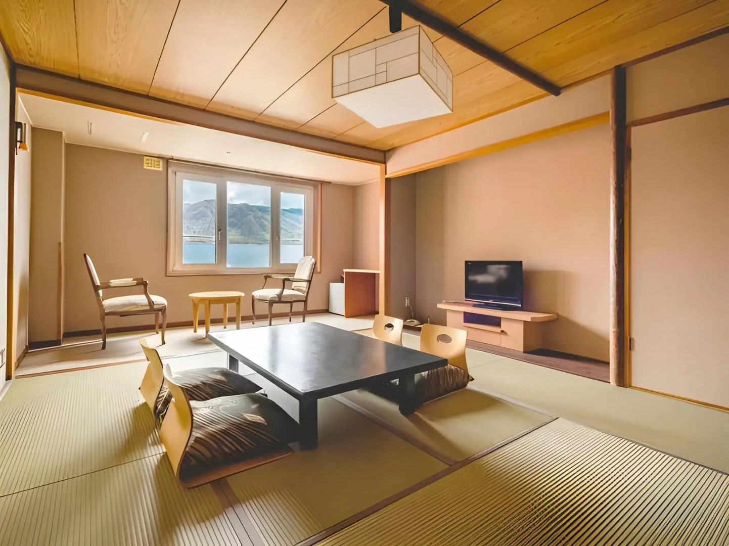 Toyako Manseikaku Hotel Lakeside Terrace