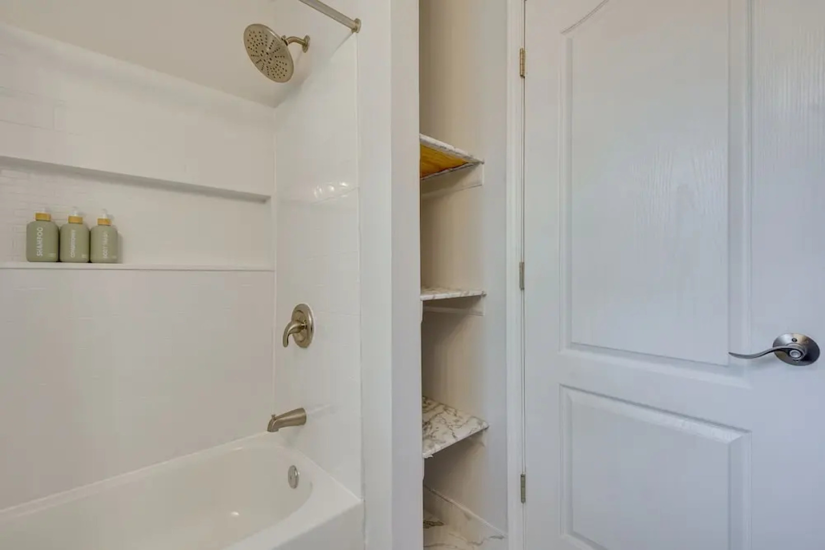 Smyrna Home w/ Deck & Patio: 17 Mi to Downtown ATL