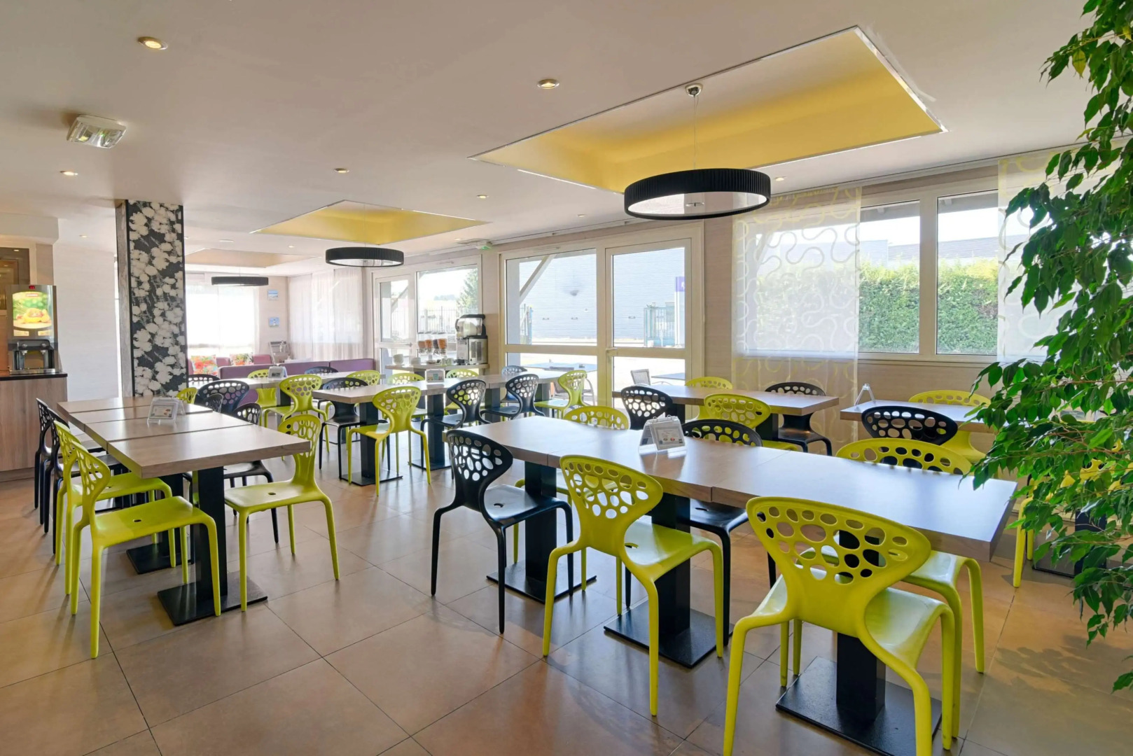 Hôtel Kyriad Lyon Est