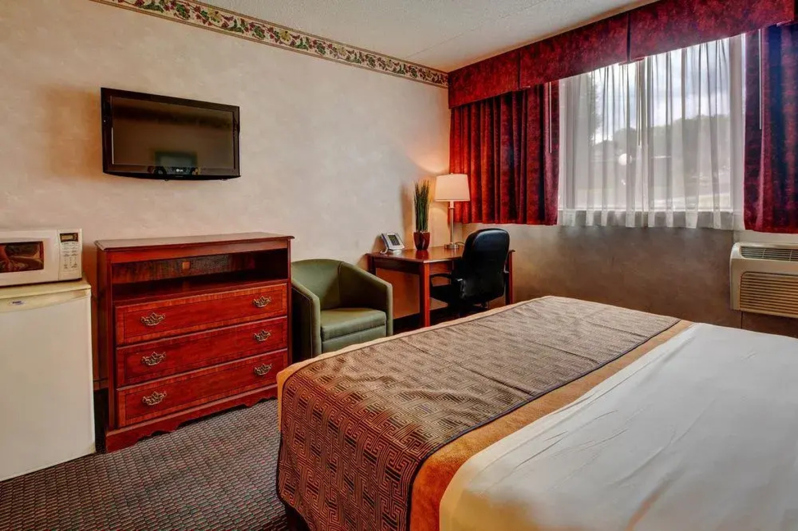 Rodeway Inn Springhills Lake George