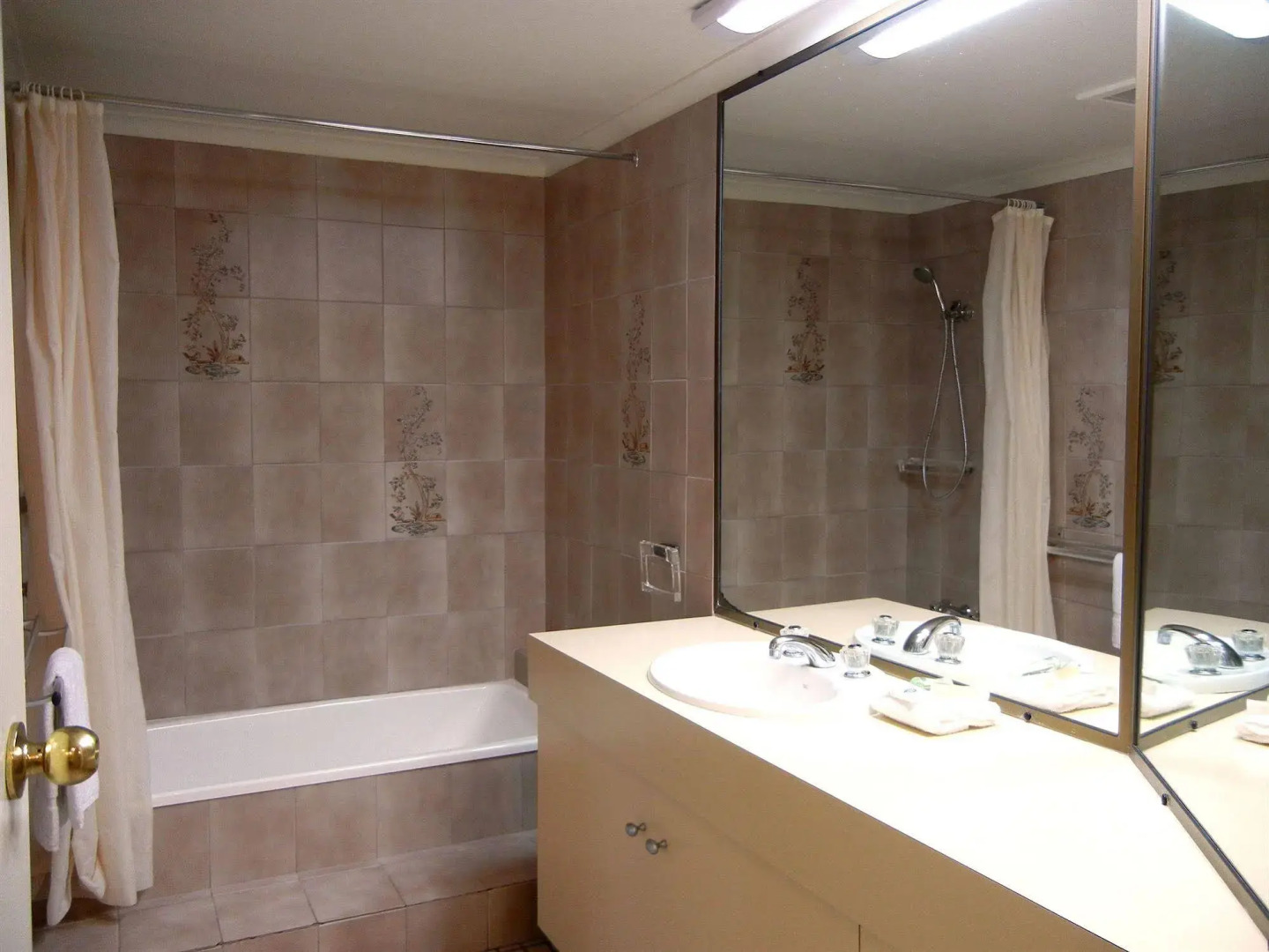 Noosa Boutique Apartments