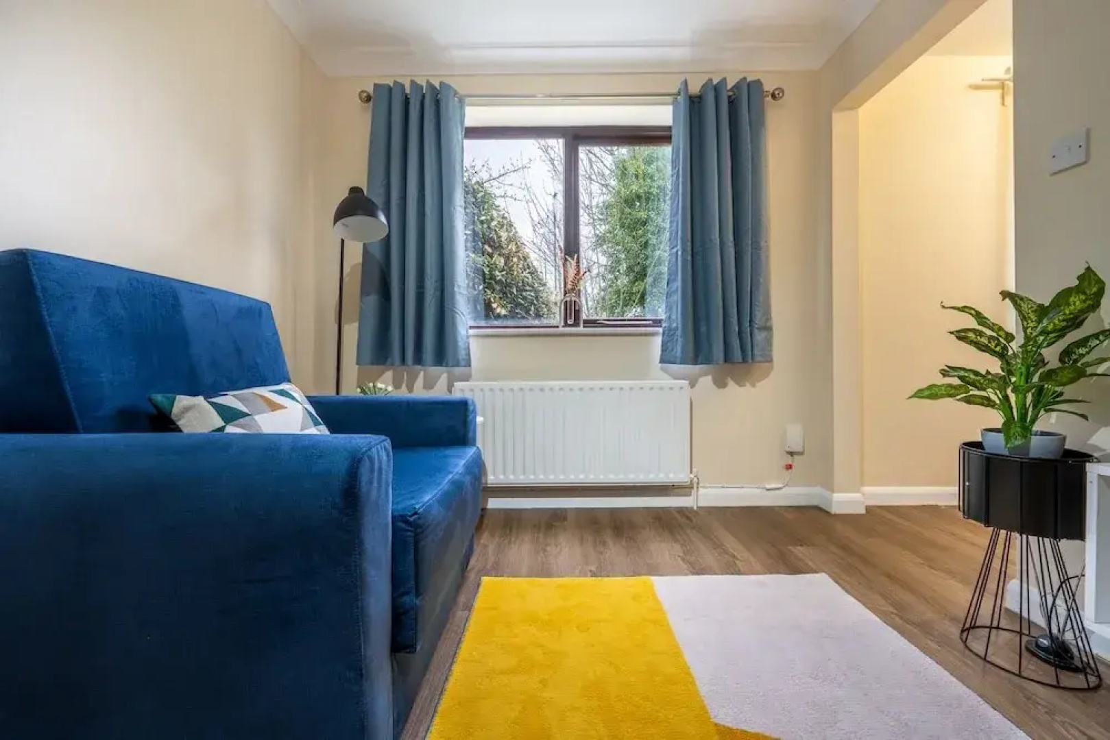 Staines Studio Apartment - Heathrow