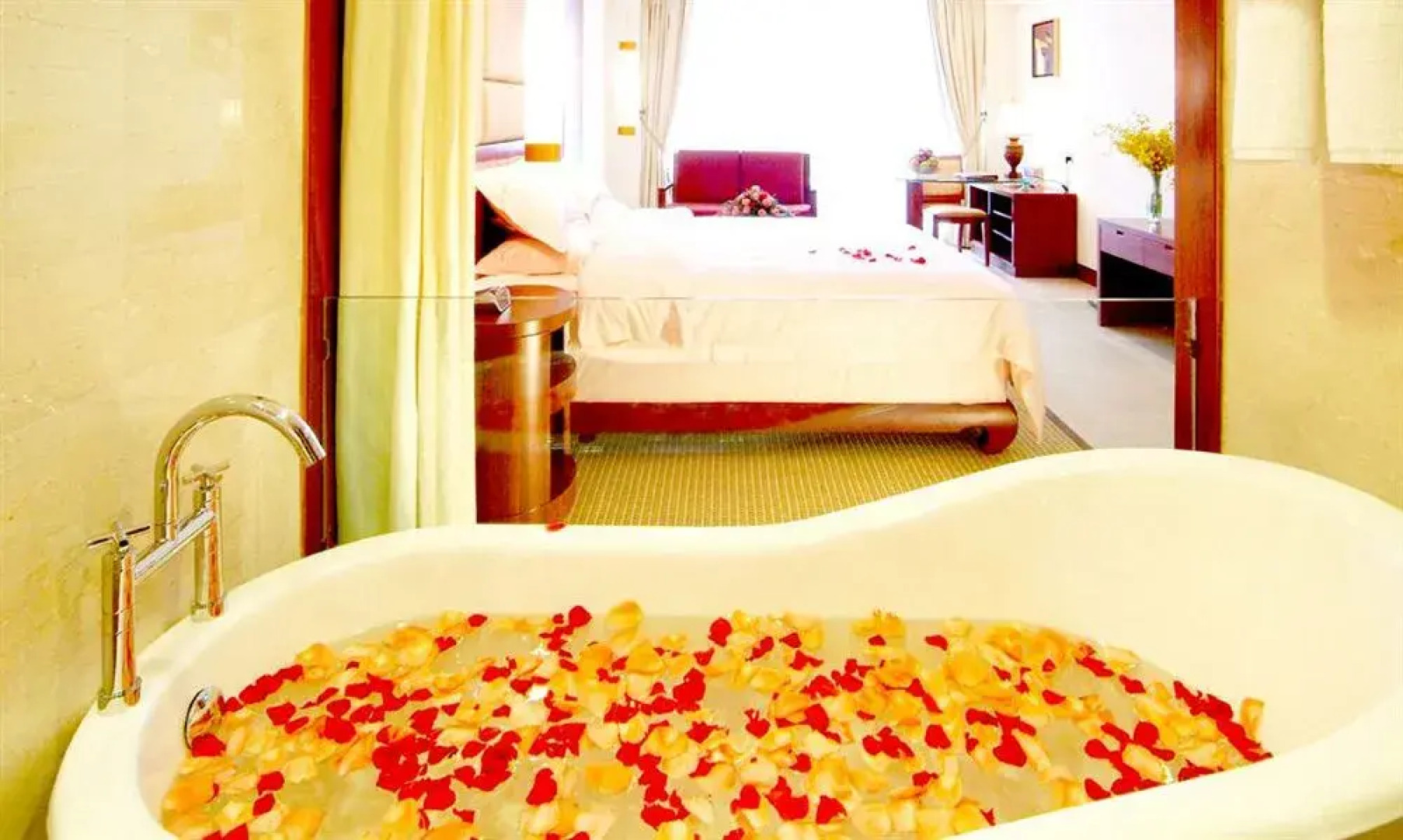 HNA Beach & Spa Resort