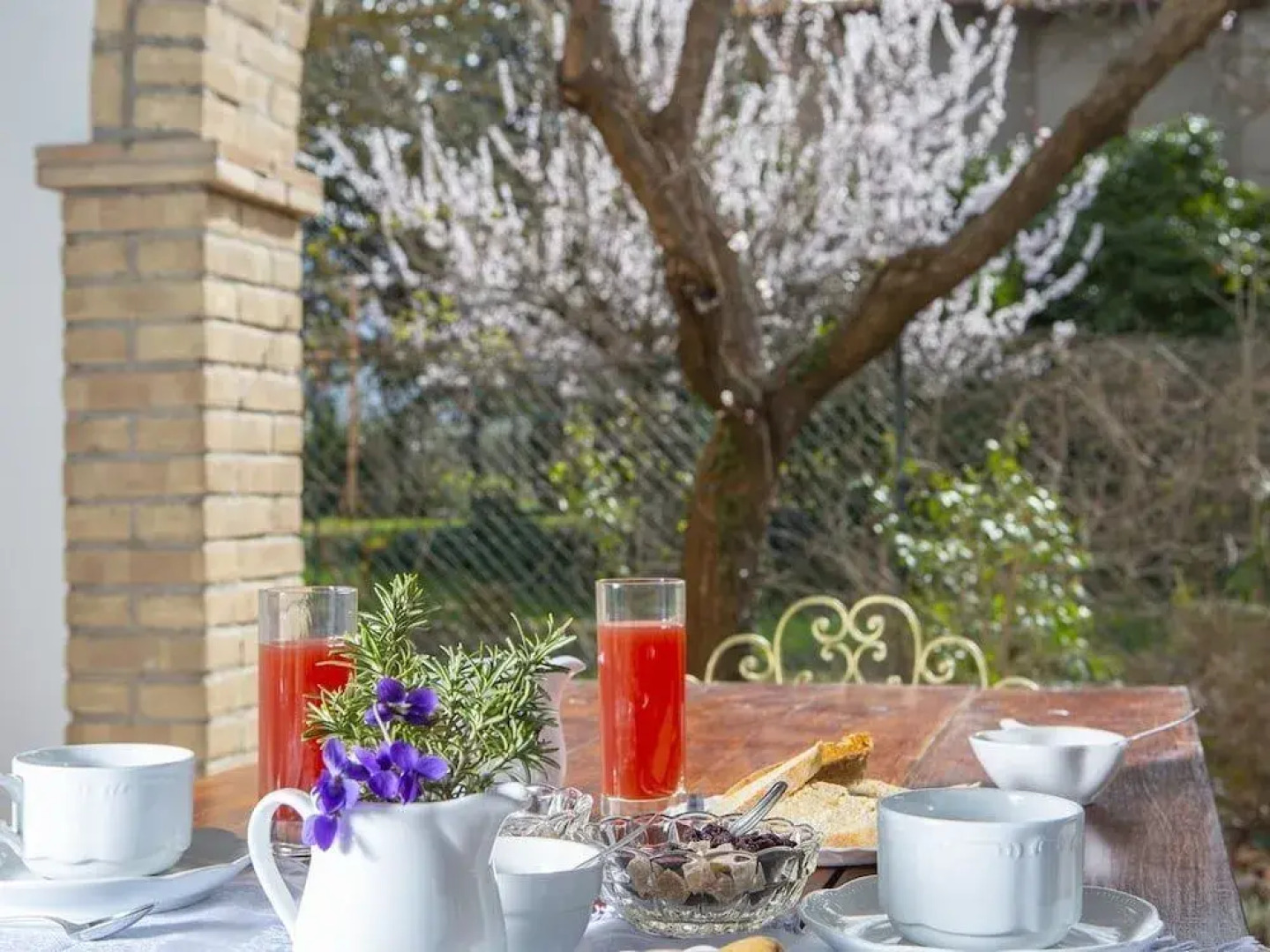 B&B With Pool and View of Assisi