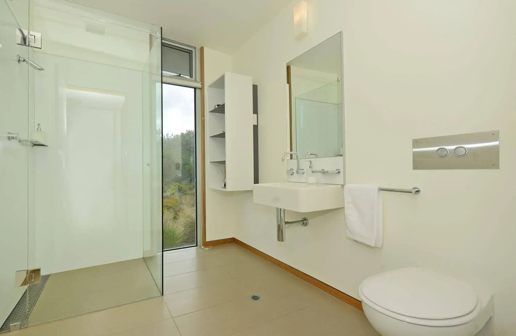 Cloudy Bay Beach House