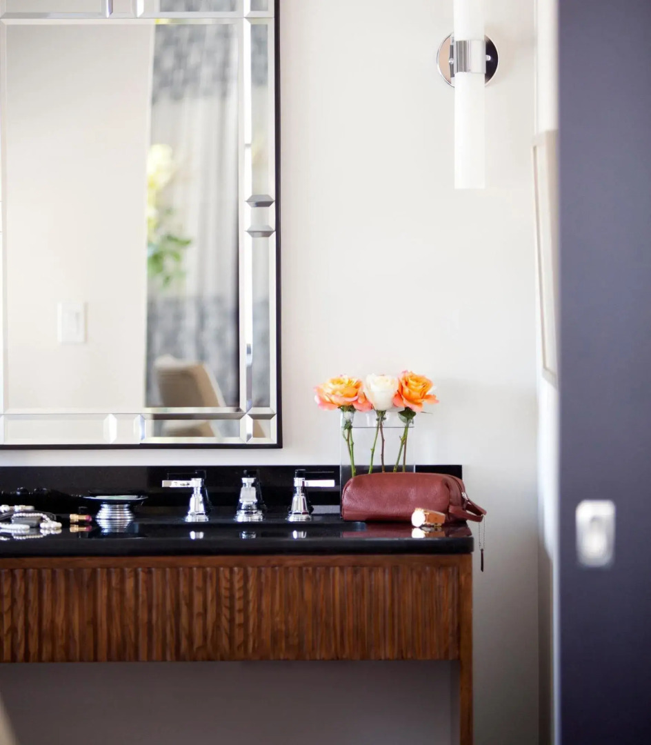 Ambassador Hotel Wichita, Autograph Collection