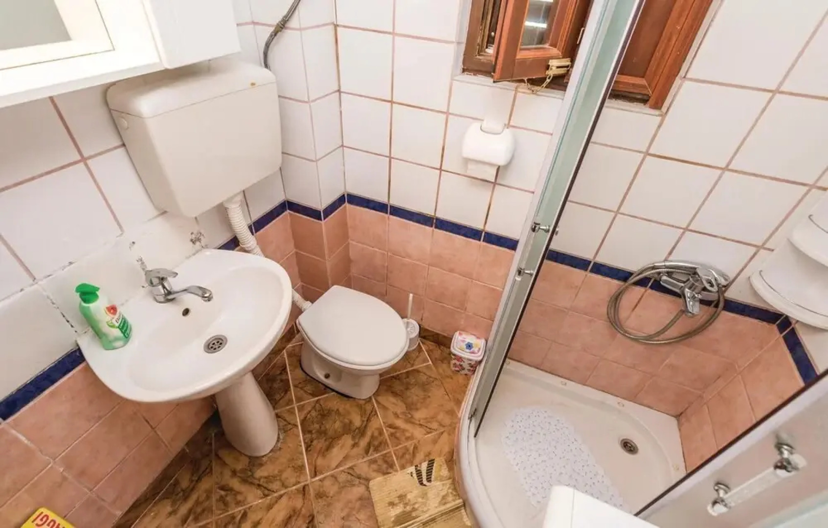 Beautiful Home in Plaski With Wifi, Outdoor Swimming Pool and 2 Bedrooms