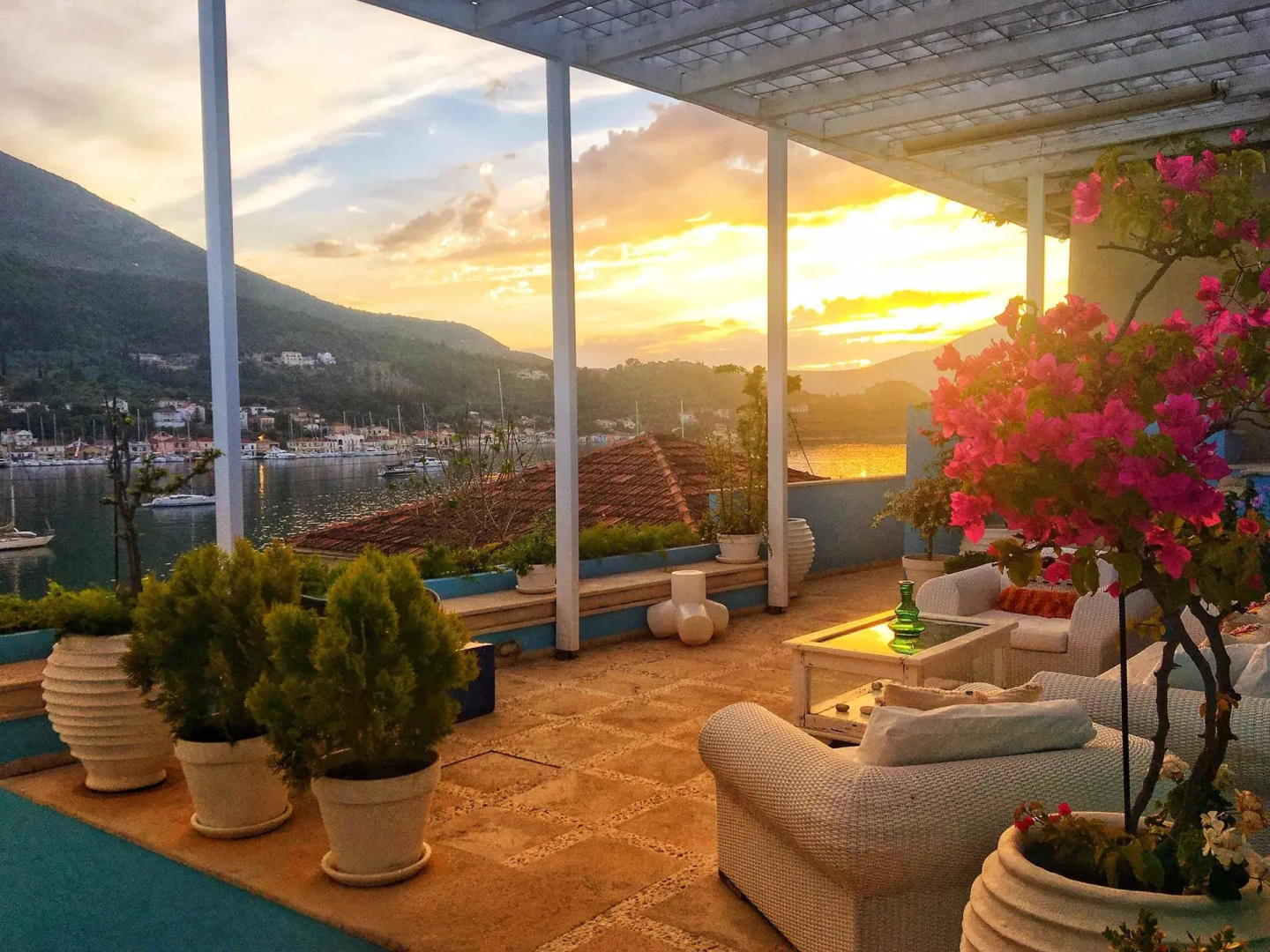Perantzada Art Hotel