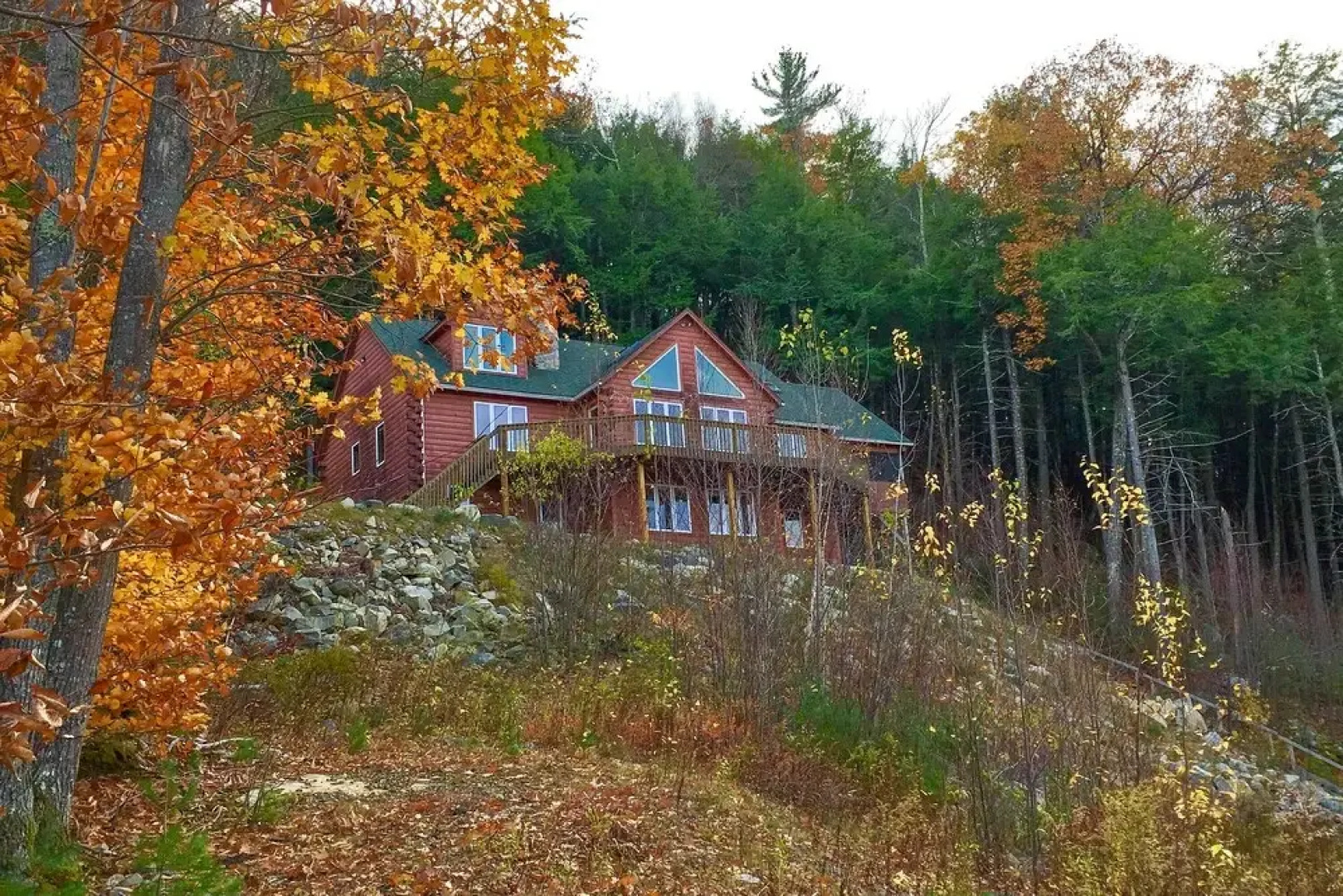 Spacious Gilford Retreat w/ Deck: 2 Mi to Skiing!