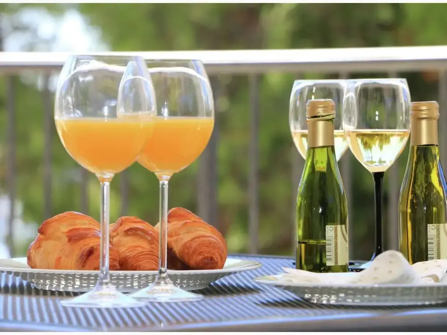 Chic Apartment in Primosten With Pool