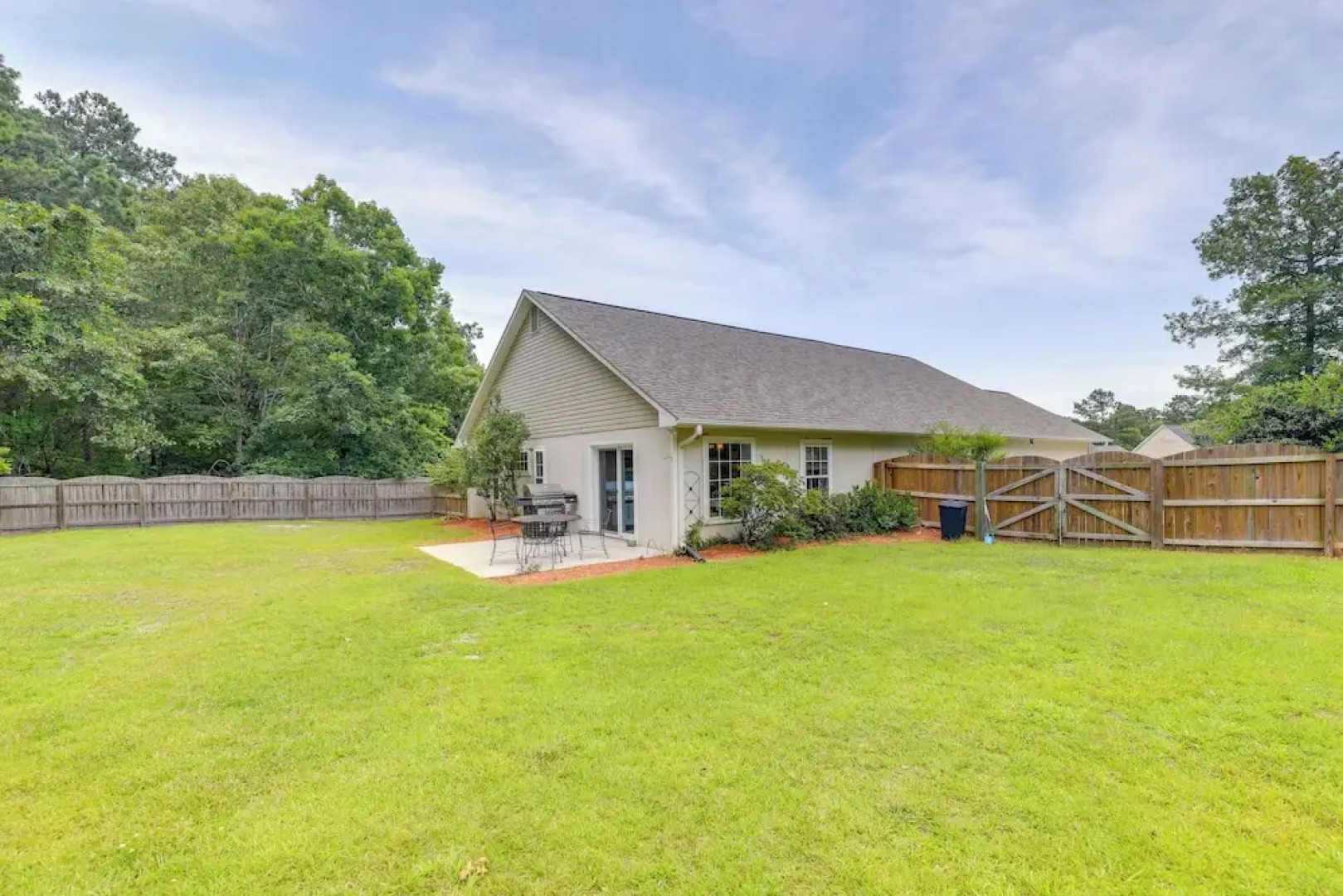 Swansboro Vacation Rental, 4 Mi to Hammocks Beach!