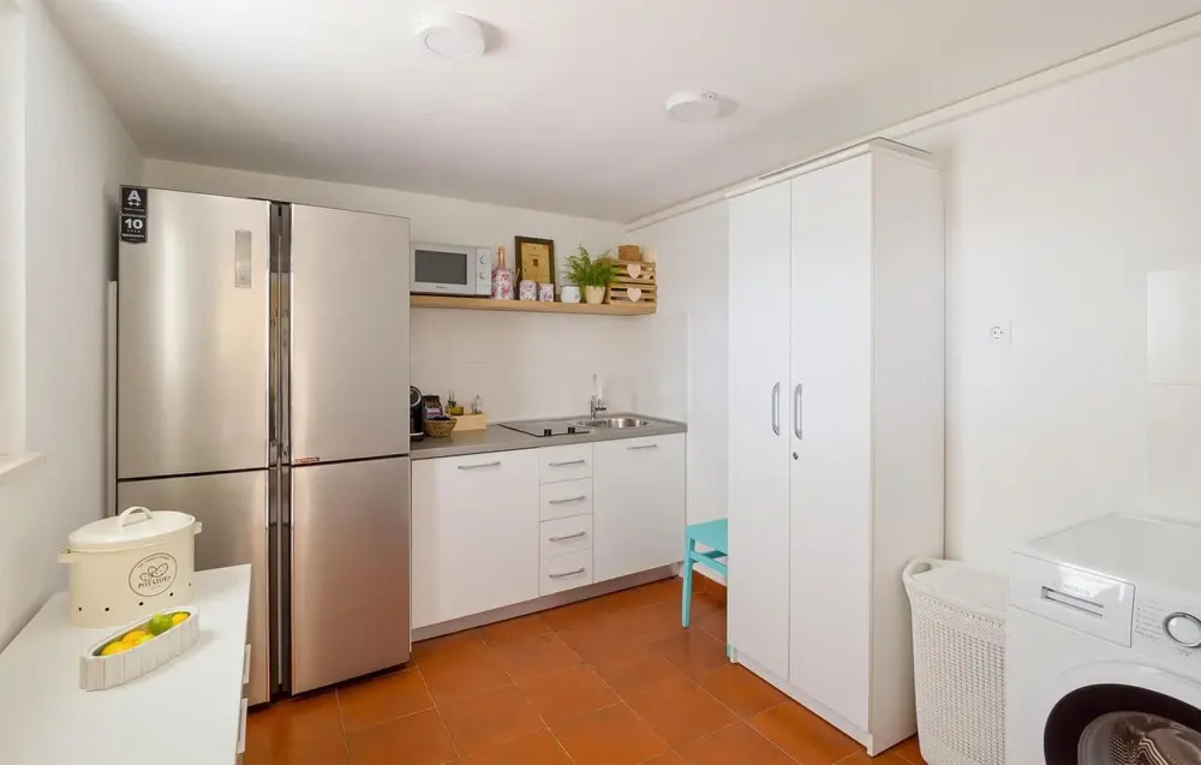 Stunning Home in Srinjine With 3 Bedrooms, Wifi and Outdoor Swimming Pool