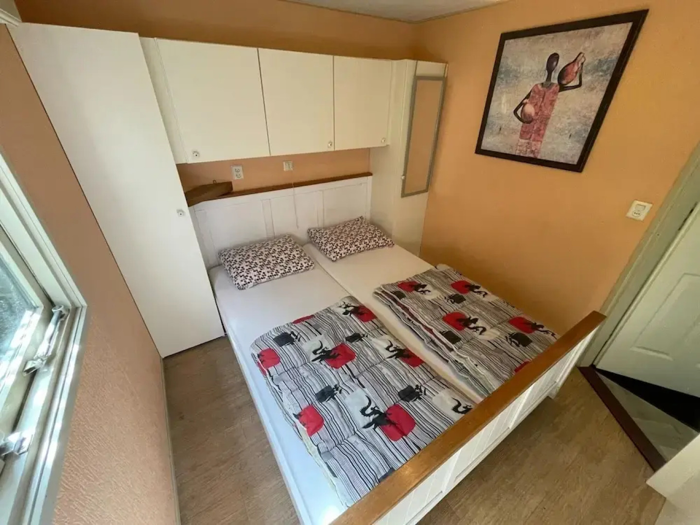 Uden Chalet With Scenic Terrace