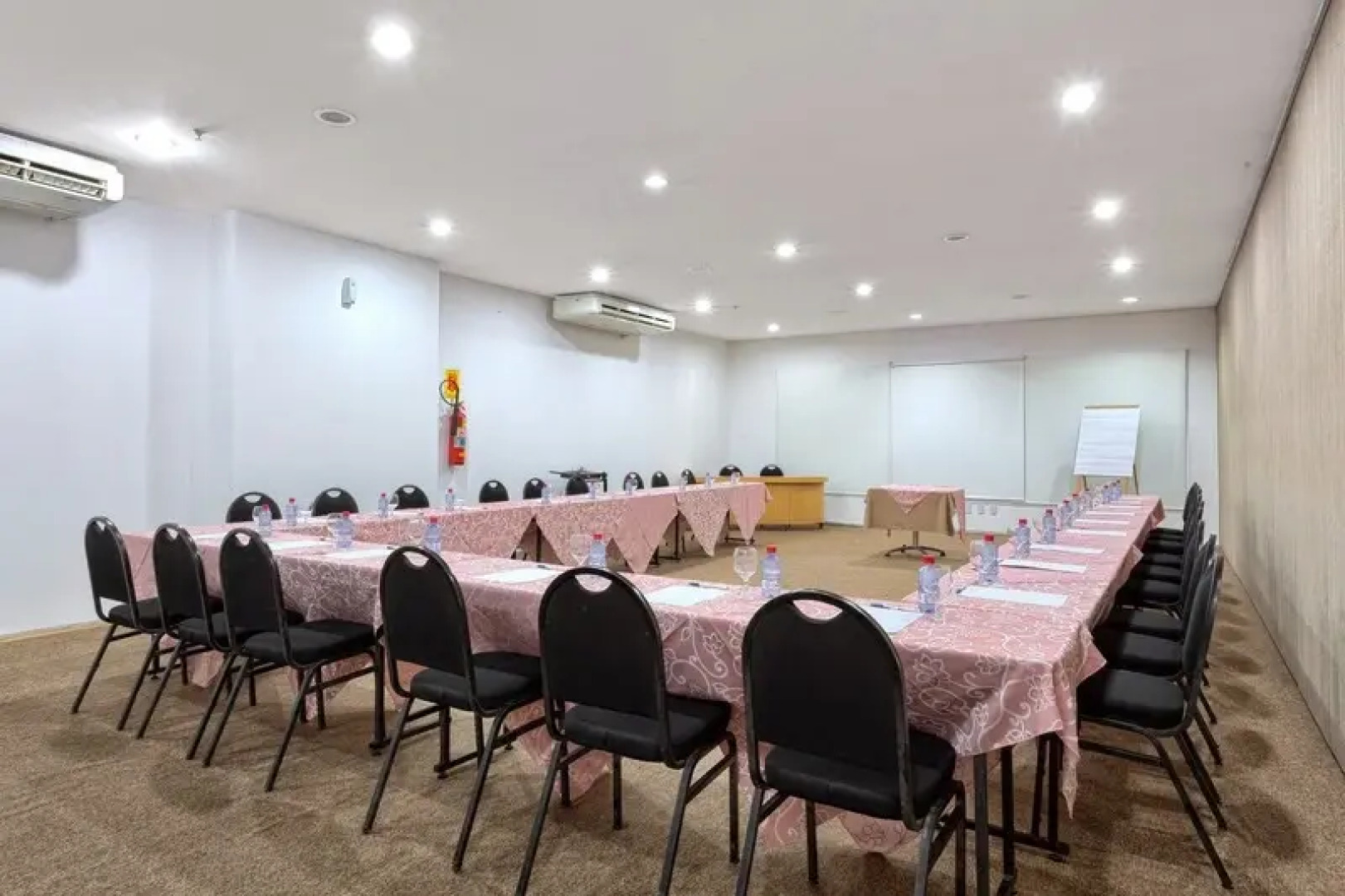 Solare Suites American