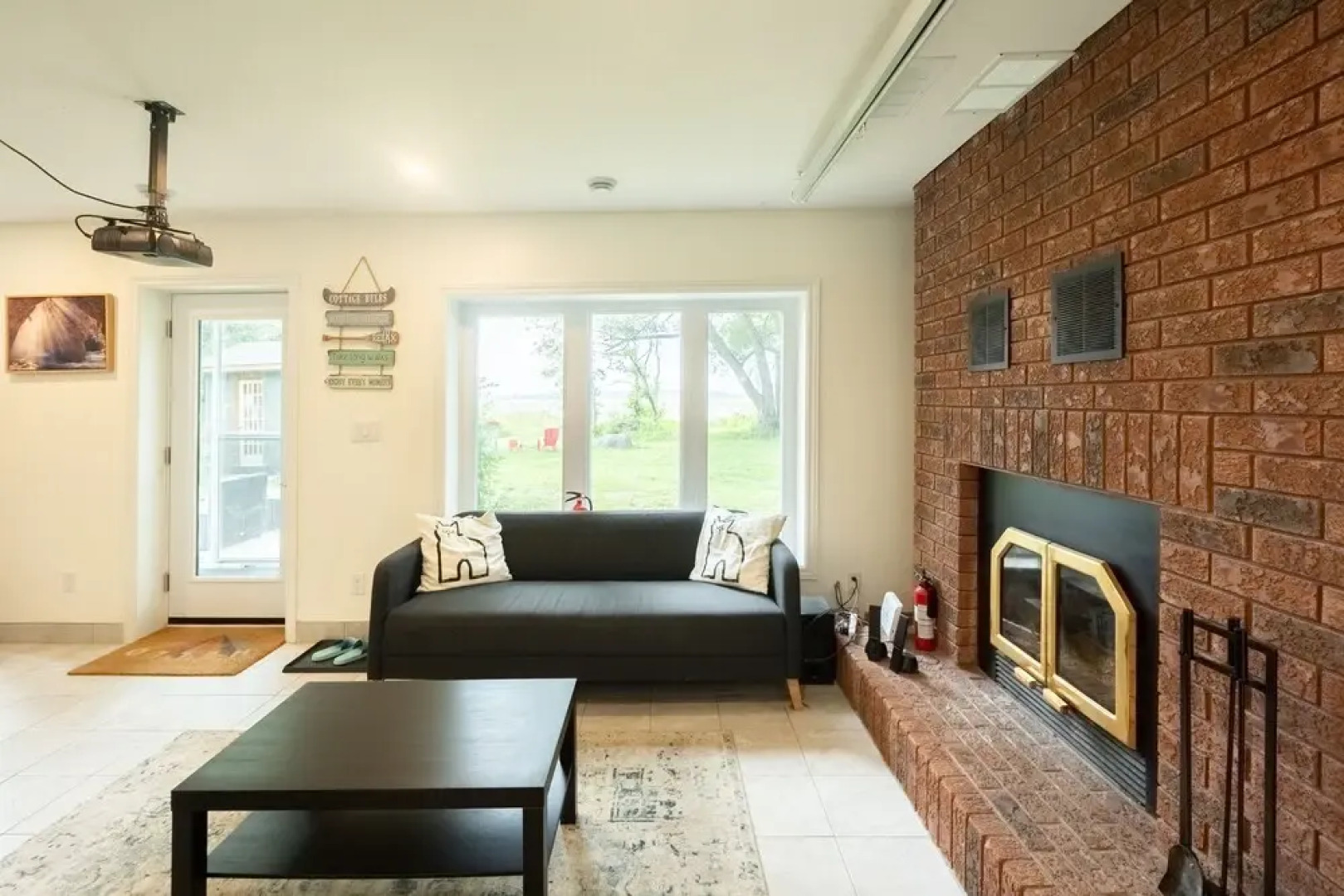 GLOBALSTAY Waterfront 5BR Cottage