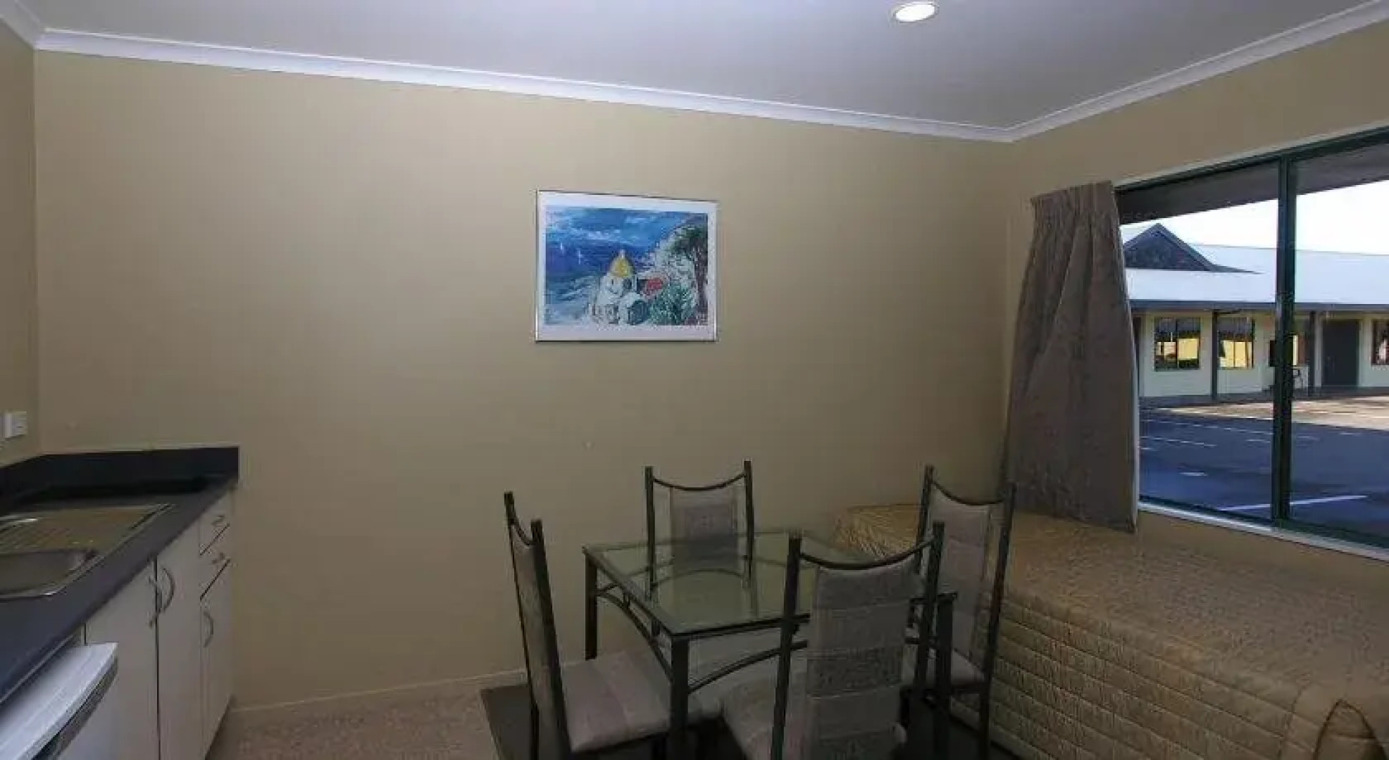 Discovery Motor Lodge