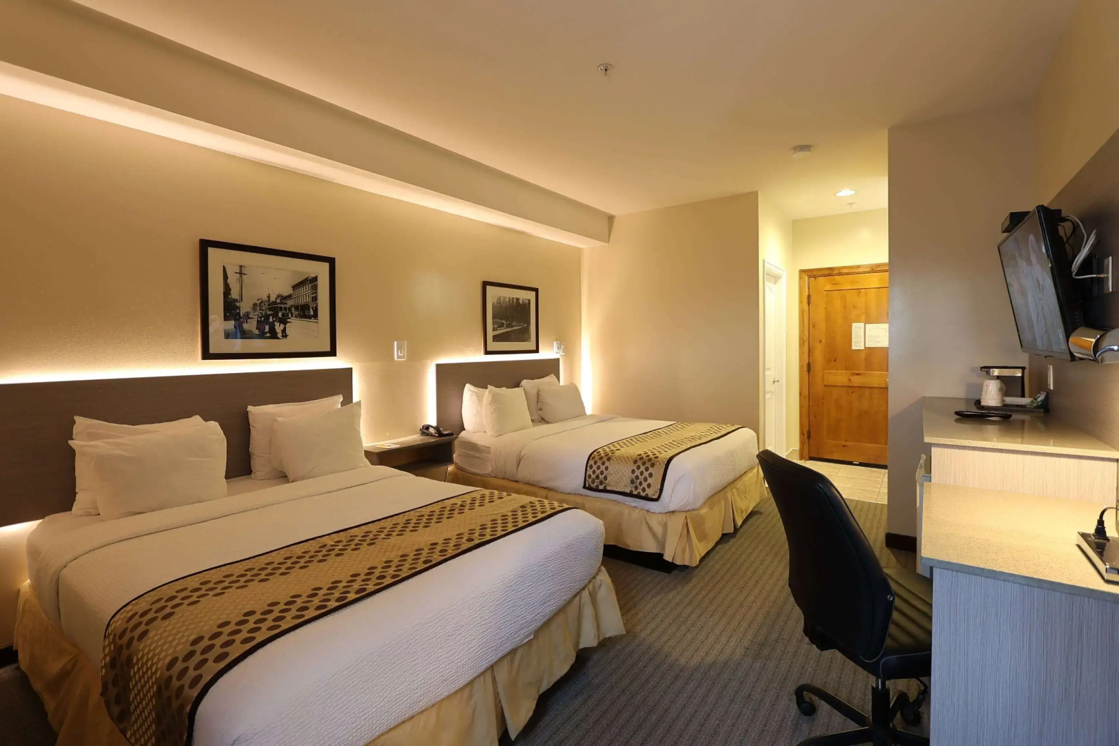 Days Inn by Wyndham Surrey