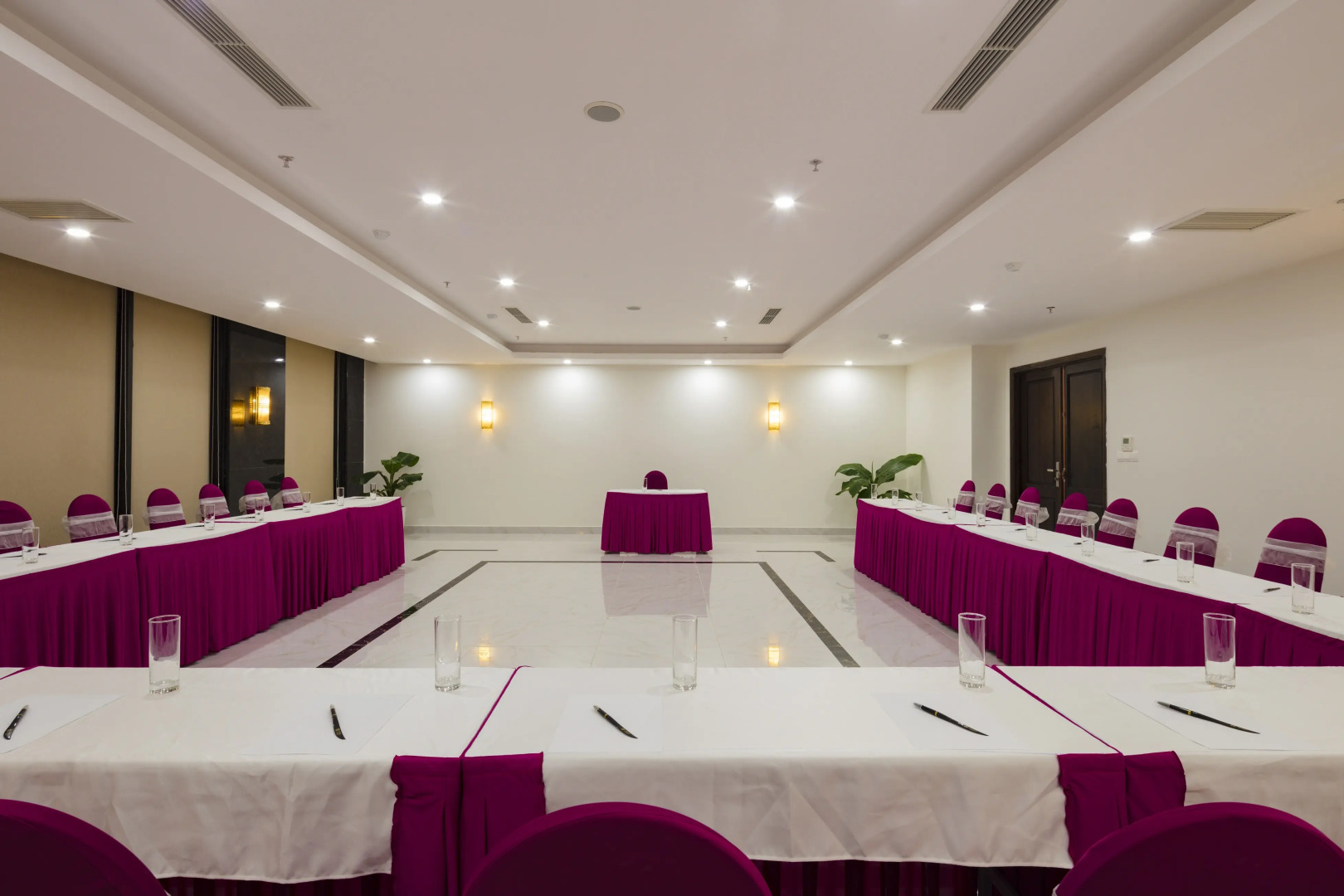 Bonjour Nha Trang Hotel