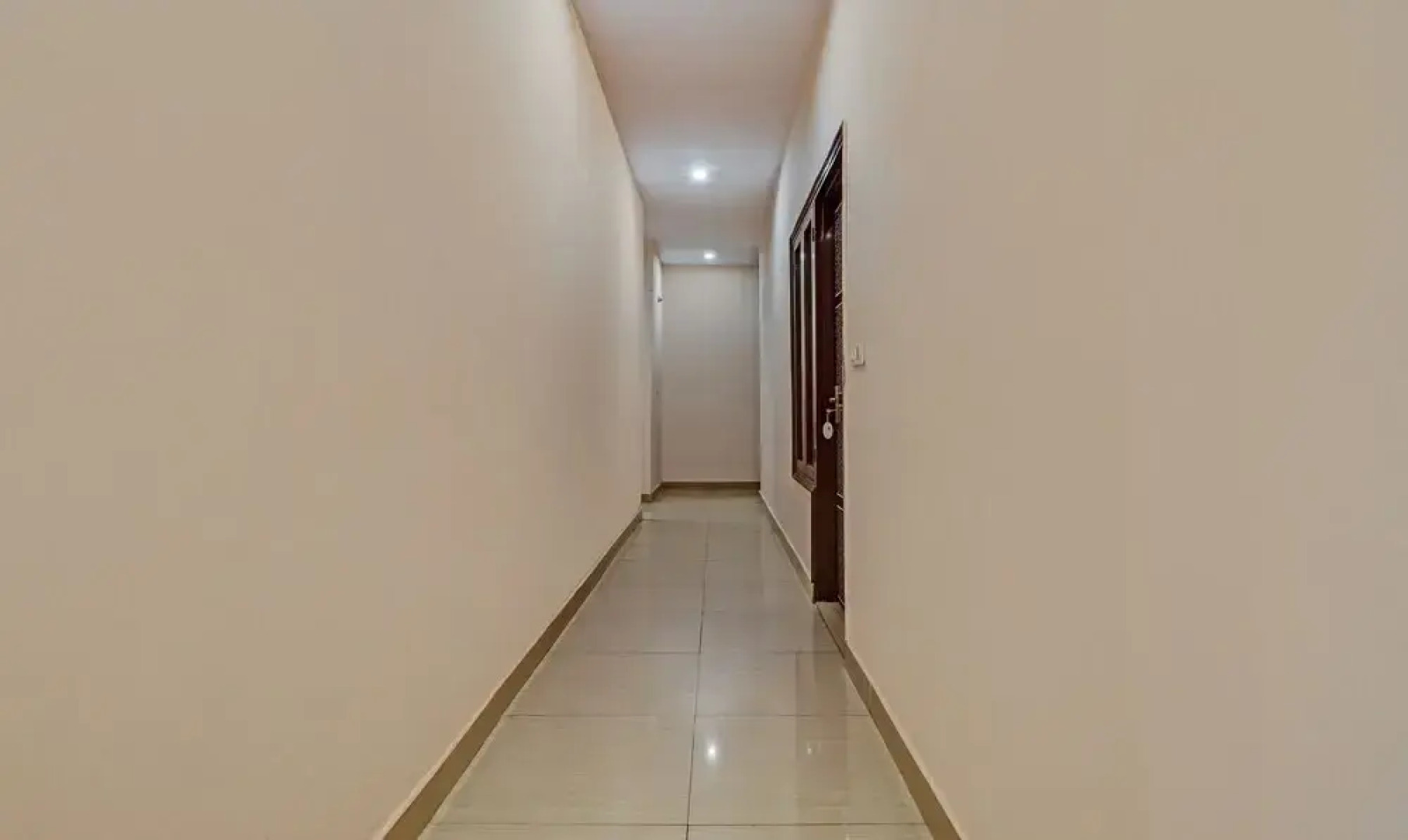 Itsy By Treebo - Divine Inn