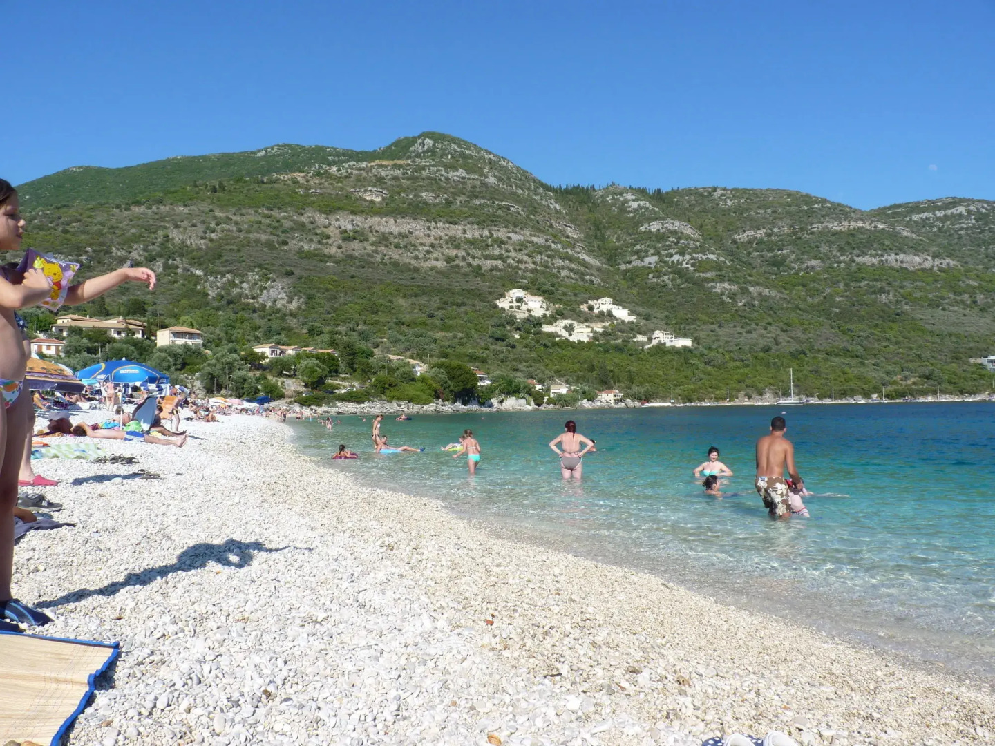 Ilianthos Apartments & Studios