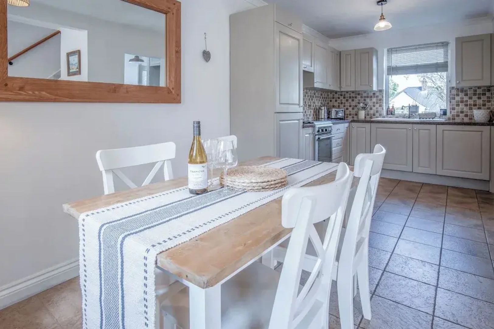 Sunderland Avenue - 2 Bedroom - Pembroke Dock