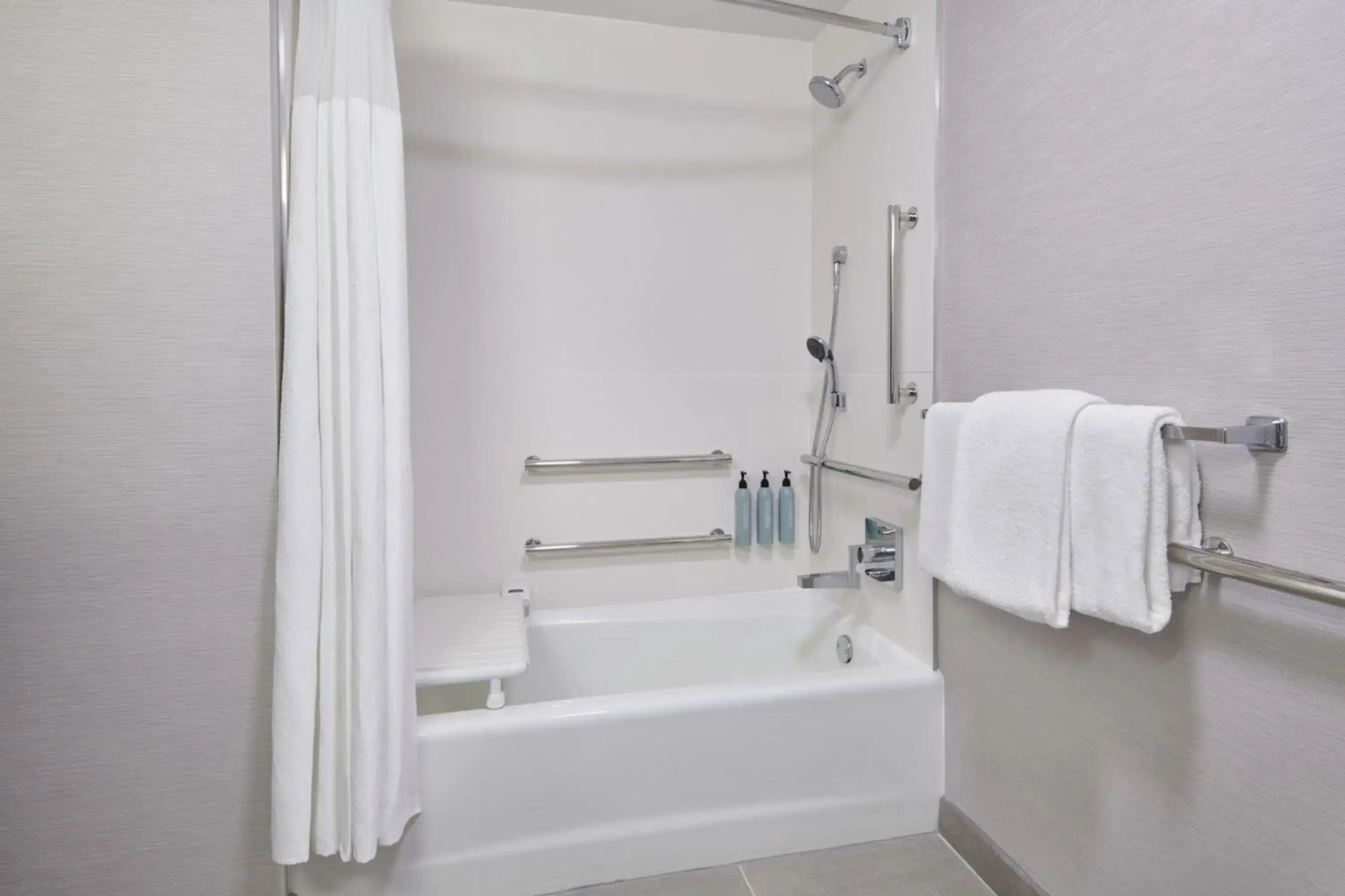 Courtyard by Marriott Detroit Metropolitan Airport Romulus