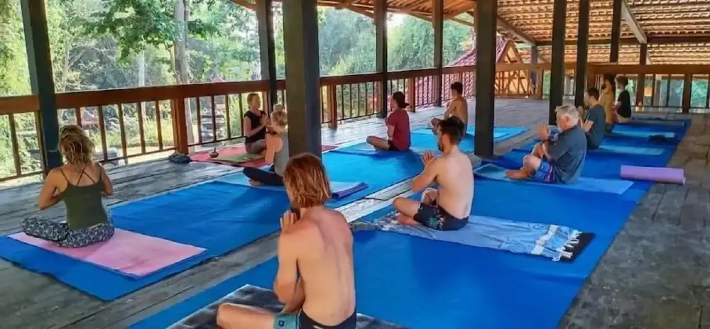 G-Land Joyos Surf Camp