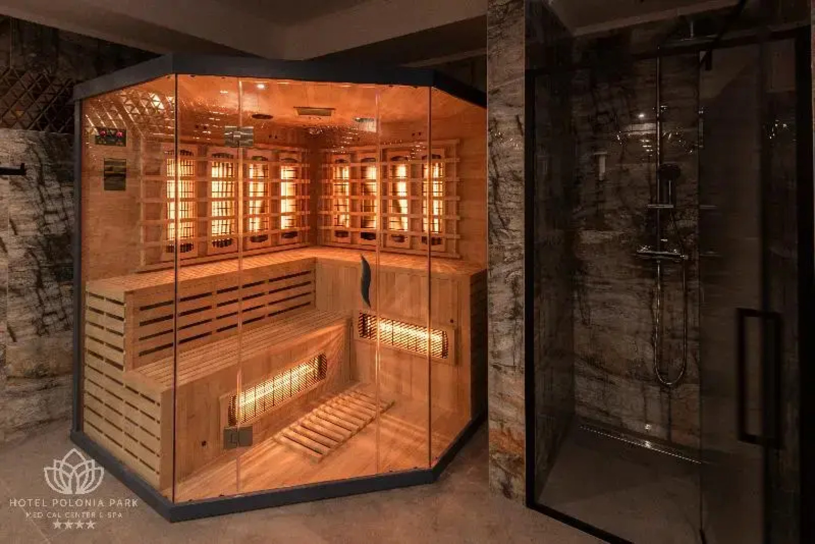 Polonia Park Medical Center & SPA