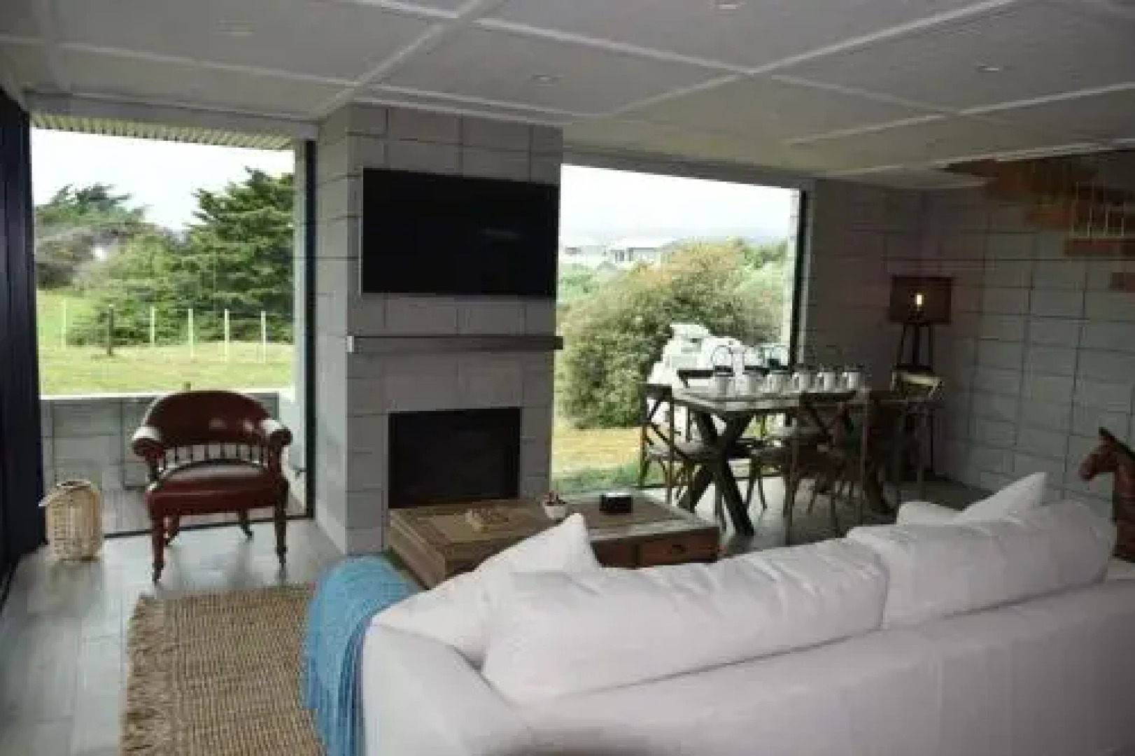 157 Field Way Luxury Lodge