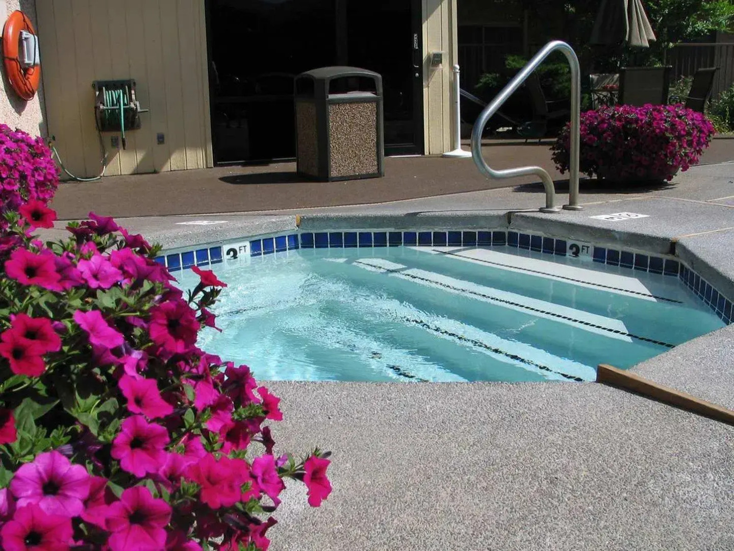 DoubleTree by Hilton Hotel Missoula - Edgewater