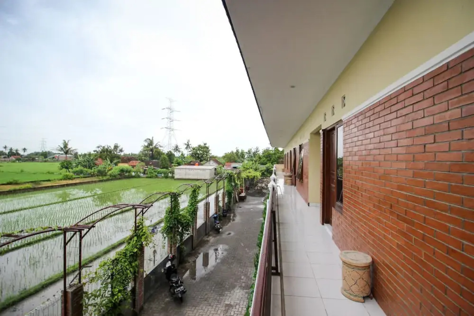 RedDoorz near Desa Wisata Kasongan