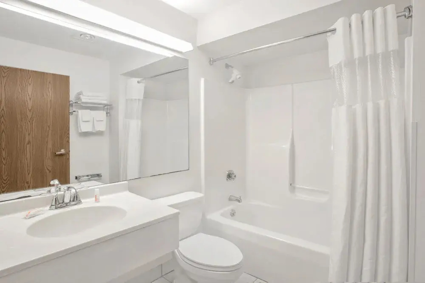 Microtel Inn & Suites by Wyndham Janesville