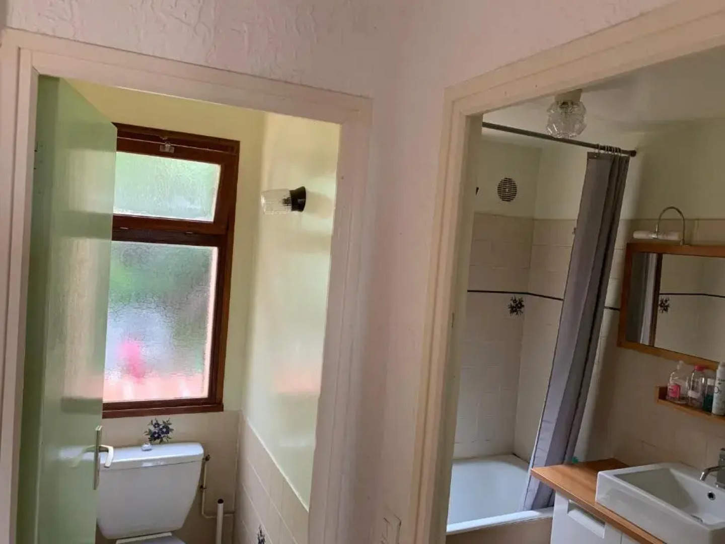 Mini villa climatisée - Vue mer - Mer à 50 m - Jardin et 2 terrasses 300 m2