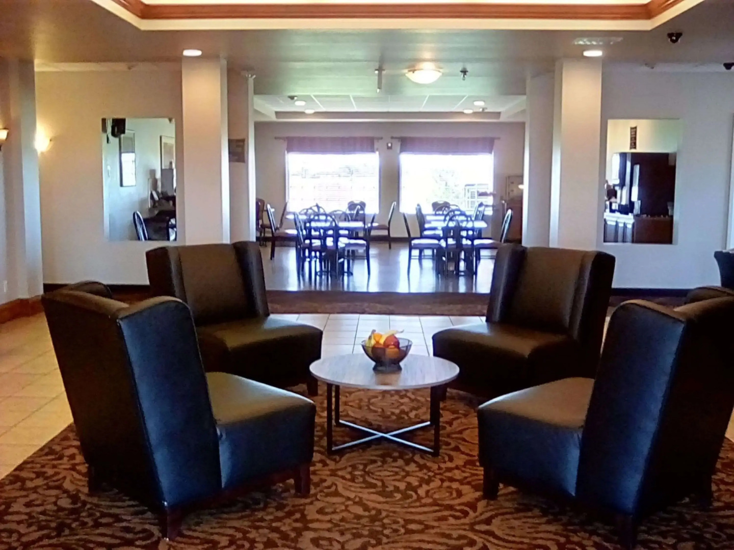 Best Western Plus MidAmerica Hotel