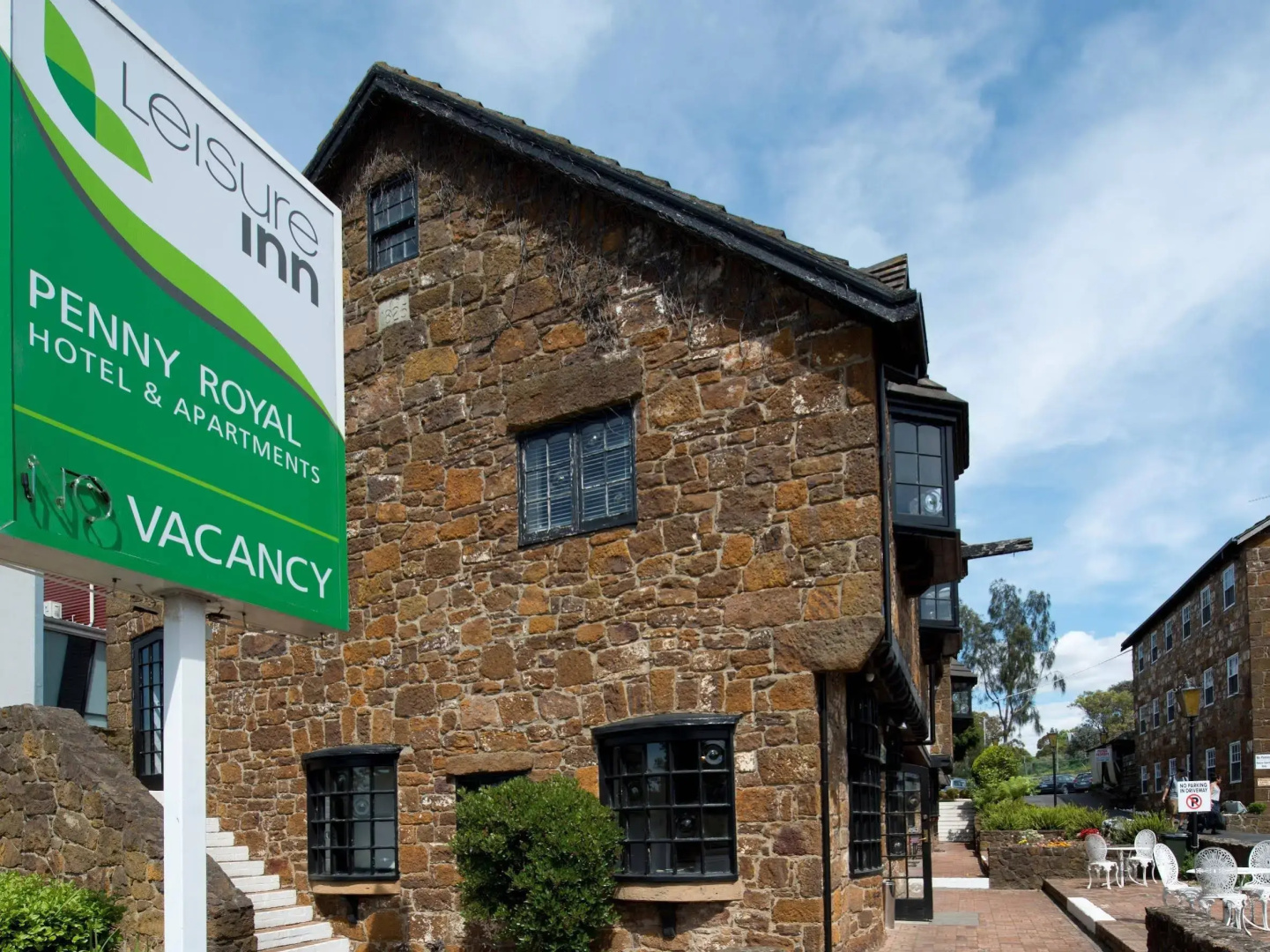 Leisure Inn Penny Royal Hotel & Apartments
