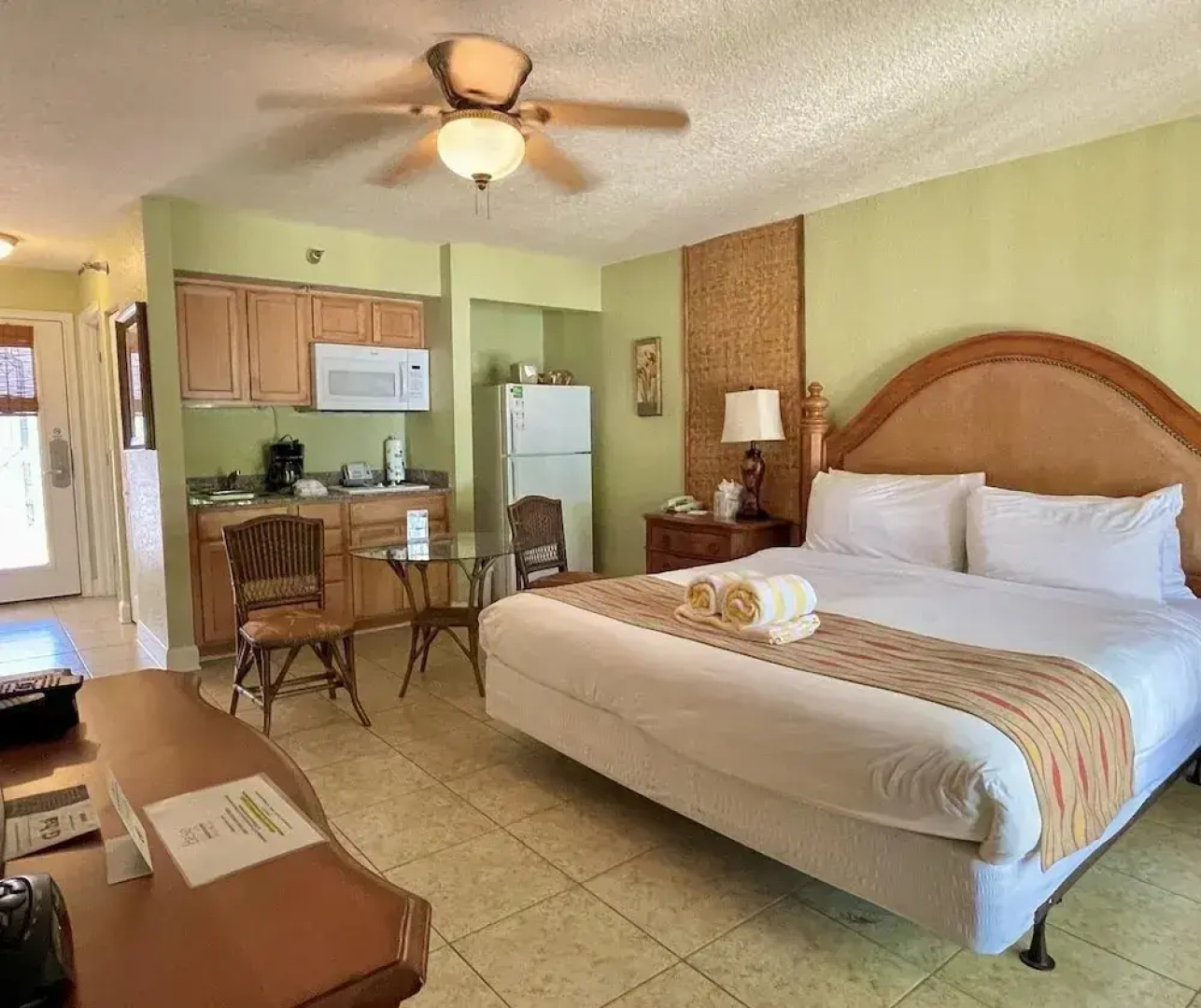 Beso Del Sol Resort