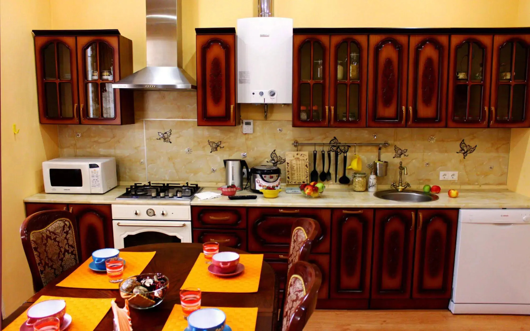 Sherlock Homes Art Hostel