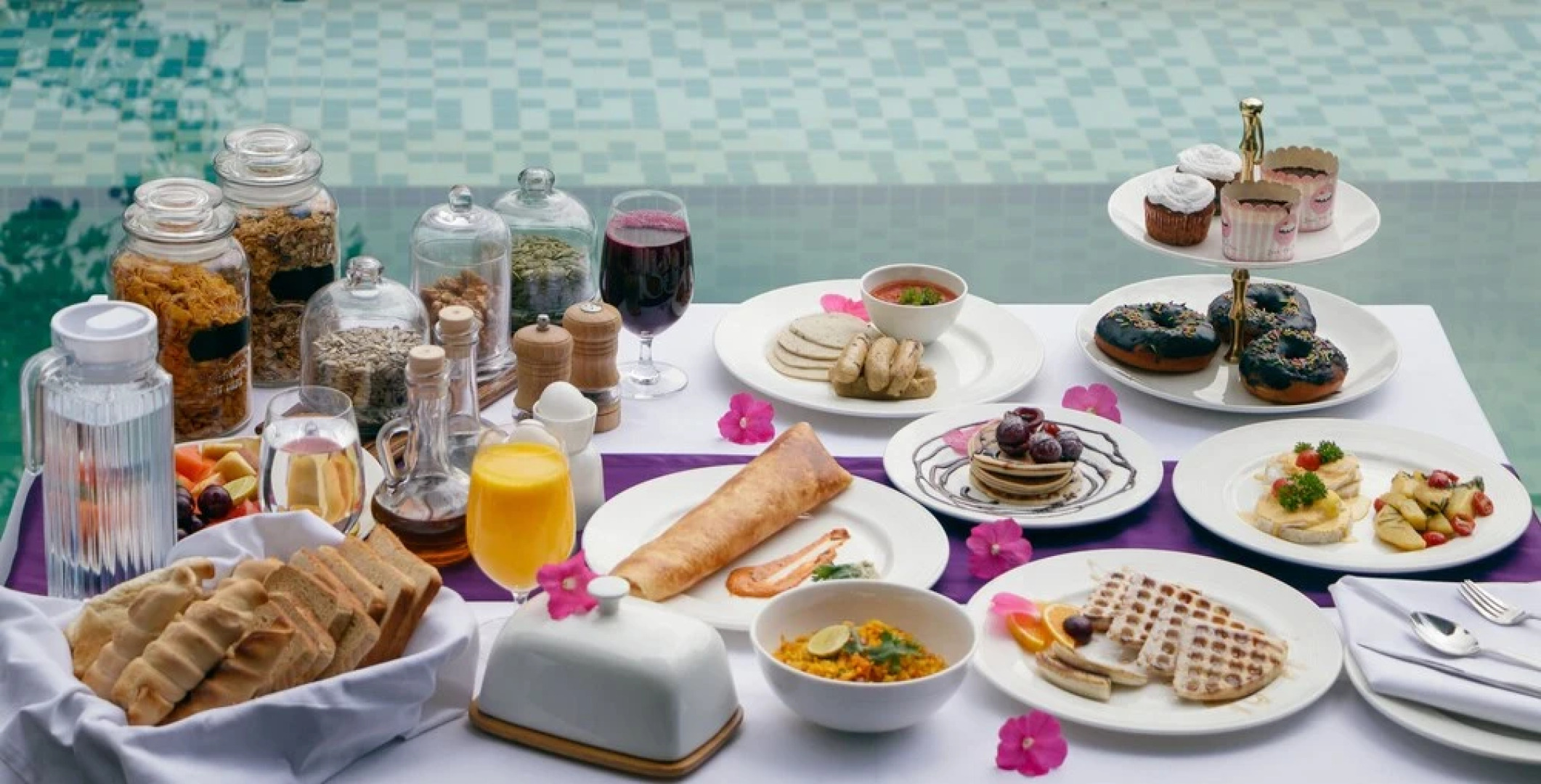 Tree of Life Eila Art Hotel