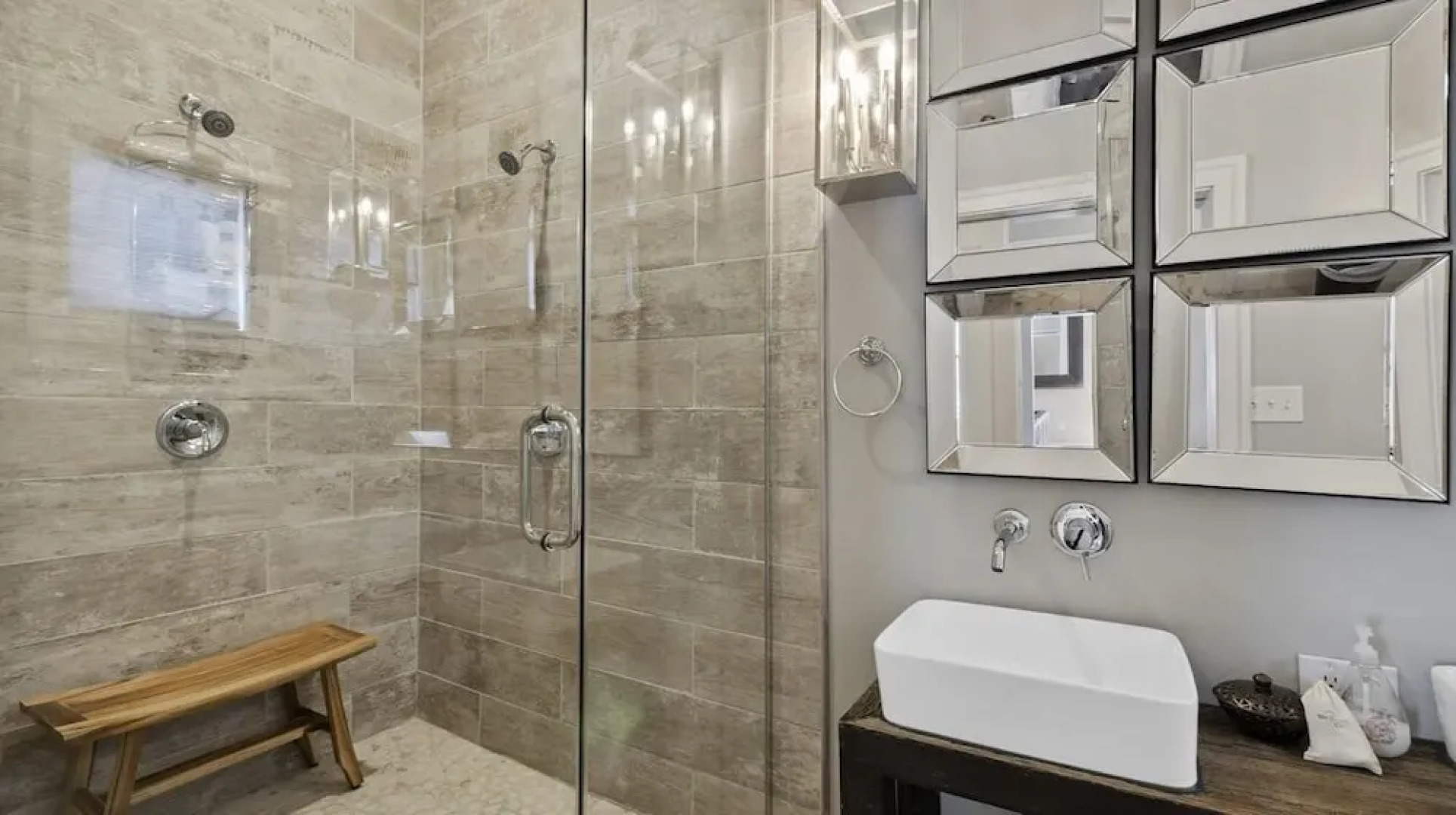 The Cochrane House Luxury Historic Inn